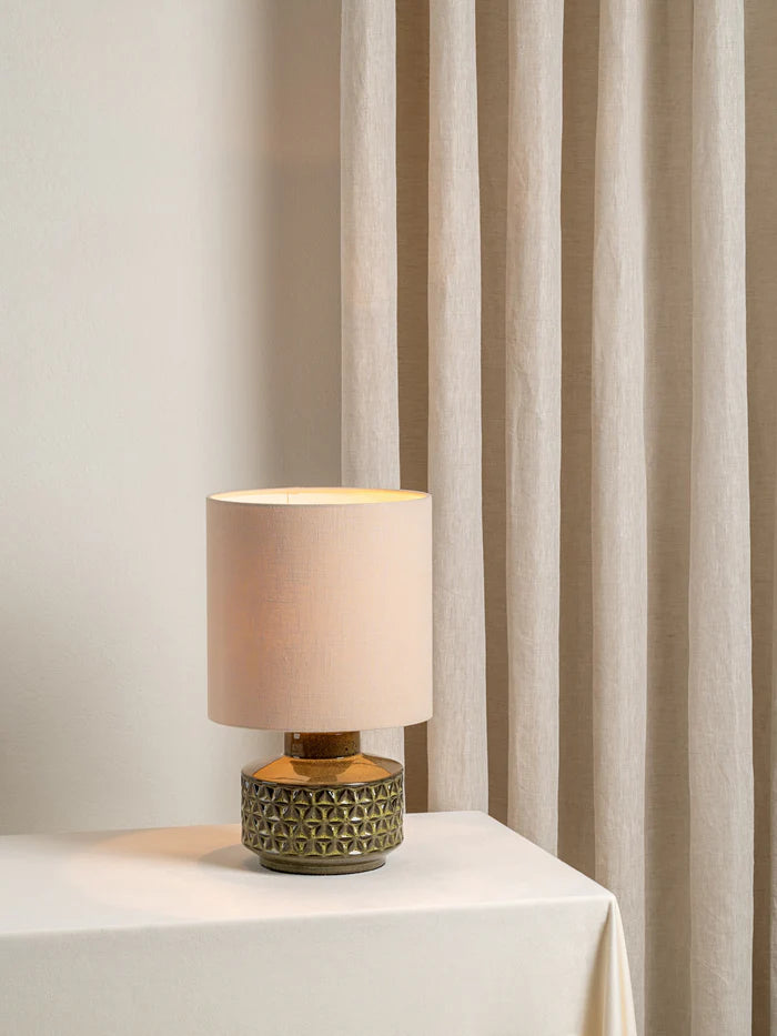 Elegant Green Glazed Ceramic Table Lamp - Modern Short Desk Light for Living Room, Bedroom & Office Decor