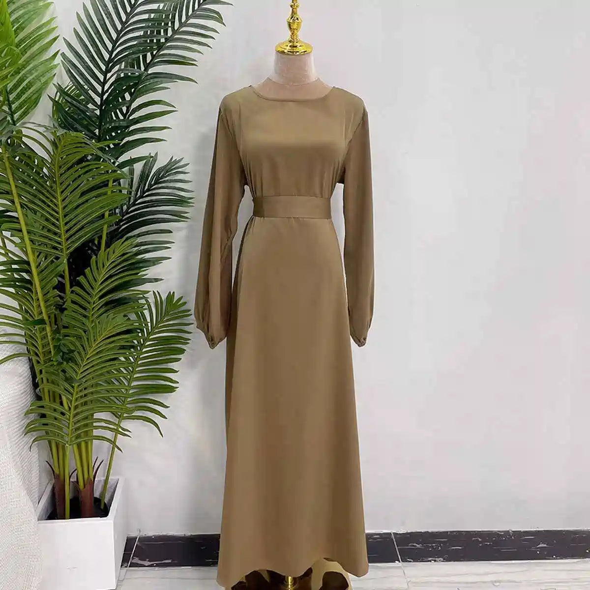 Elegant Middle Eastern Turkish Dubai Muslim Women's Satin Abaya Dress - Perfect for Prayer, Weddings & Special Occasions