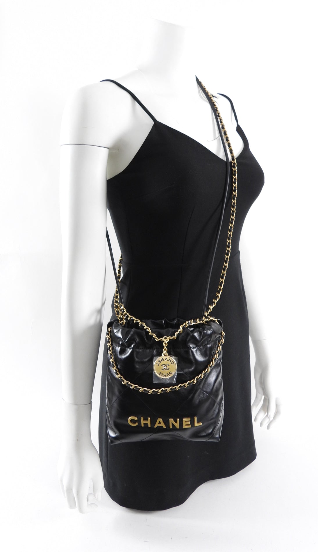 Chanel 23S Black Leather Chain 22 Mini Bag - Luxury Crossbody Purse for Women, Fashionable Evening Out & Party Accessory