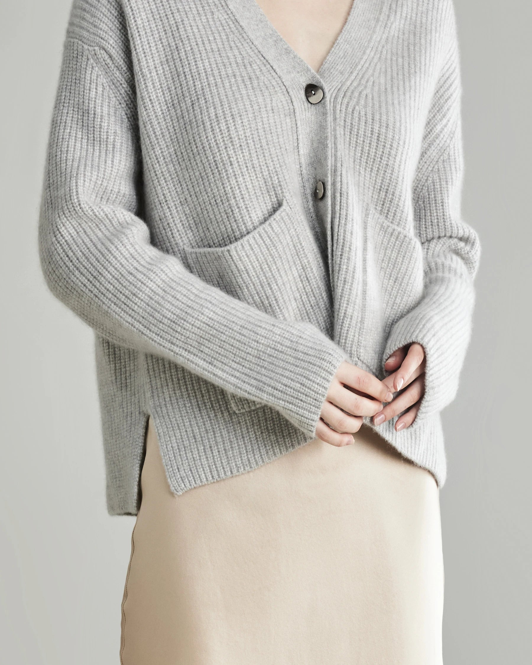 Luxury Soft Cashmere Cardigan Sweater for Women with Pockets - Warm & Cozy Winter Knitwear for Office, Travel & Casual Outfits