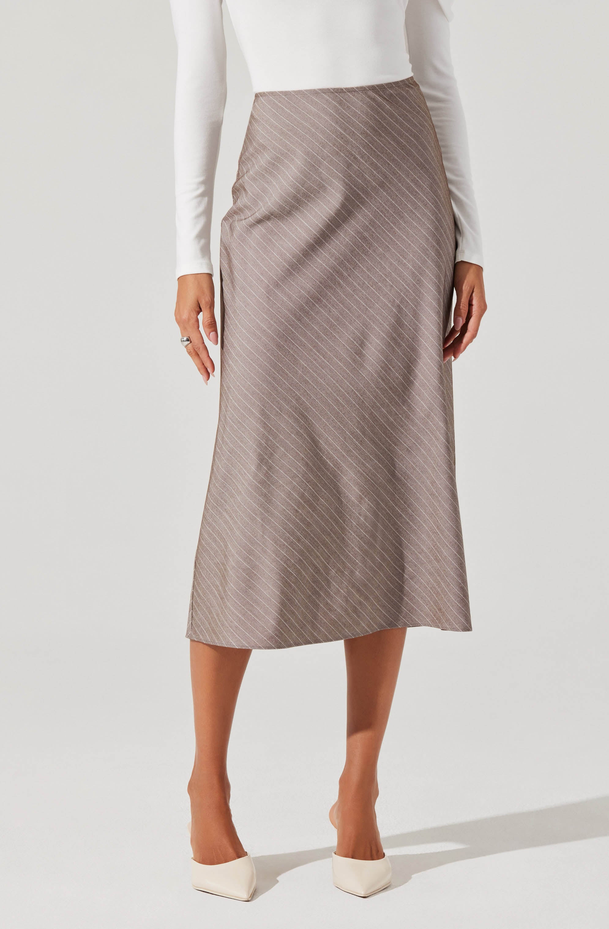 Stylish Striped Woven Midi Skirt for Women - Flowy A-Line Summer Skirt with Pockets | Perfect for Casual Outfits, Beach Vacations & Office Wear