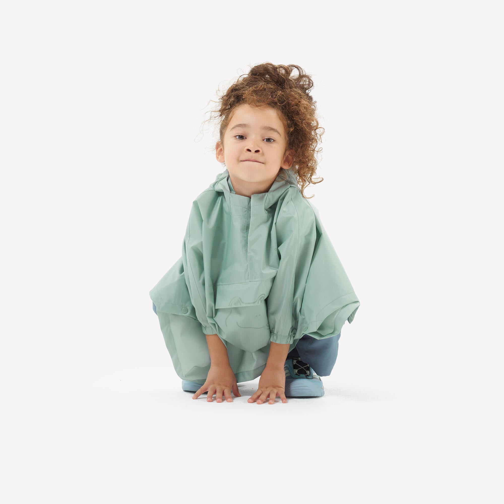 Quechua MH100 Kids Rain Poncho Waterproof Lightweight Hooded Jacket for Boys & Girls Ages 2-6 - Perfect for Outdoor Play, Hiking & Rainy Day Adventures