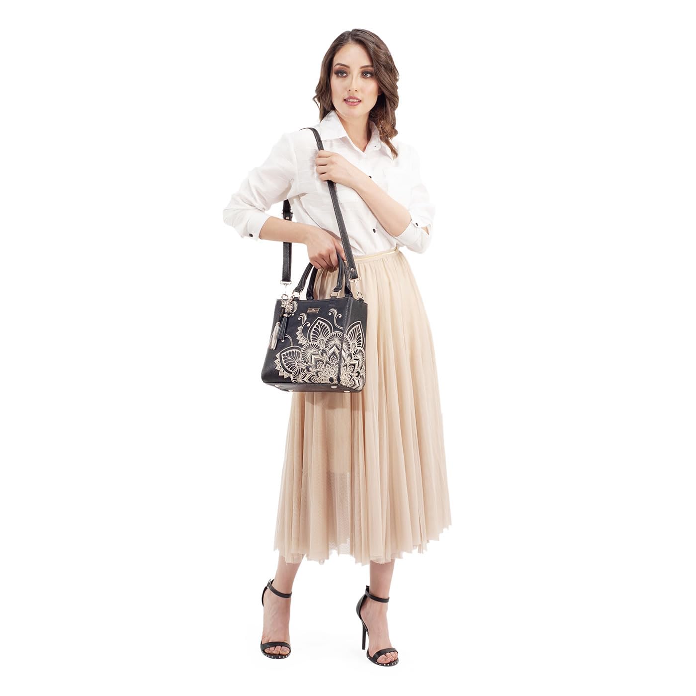 Handmade Leather Satchel Bag for Women with Mandala Embroidery – Pilar Mandala Model – Perfect for Work, Travel & Boho Fashion Accessories