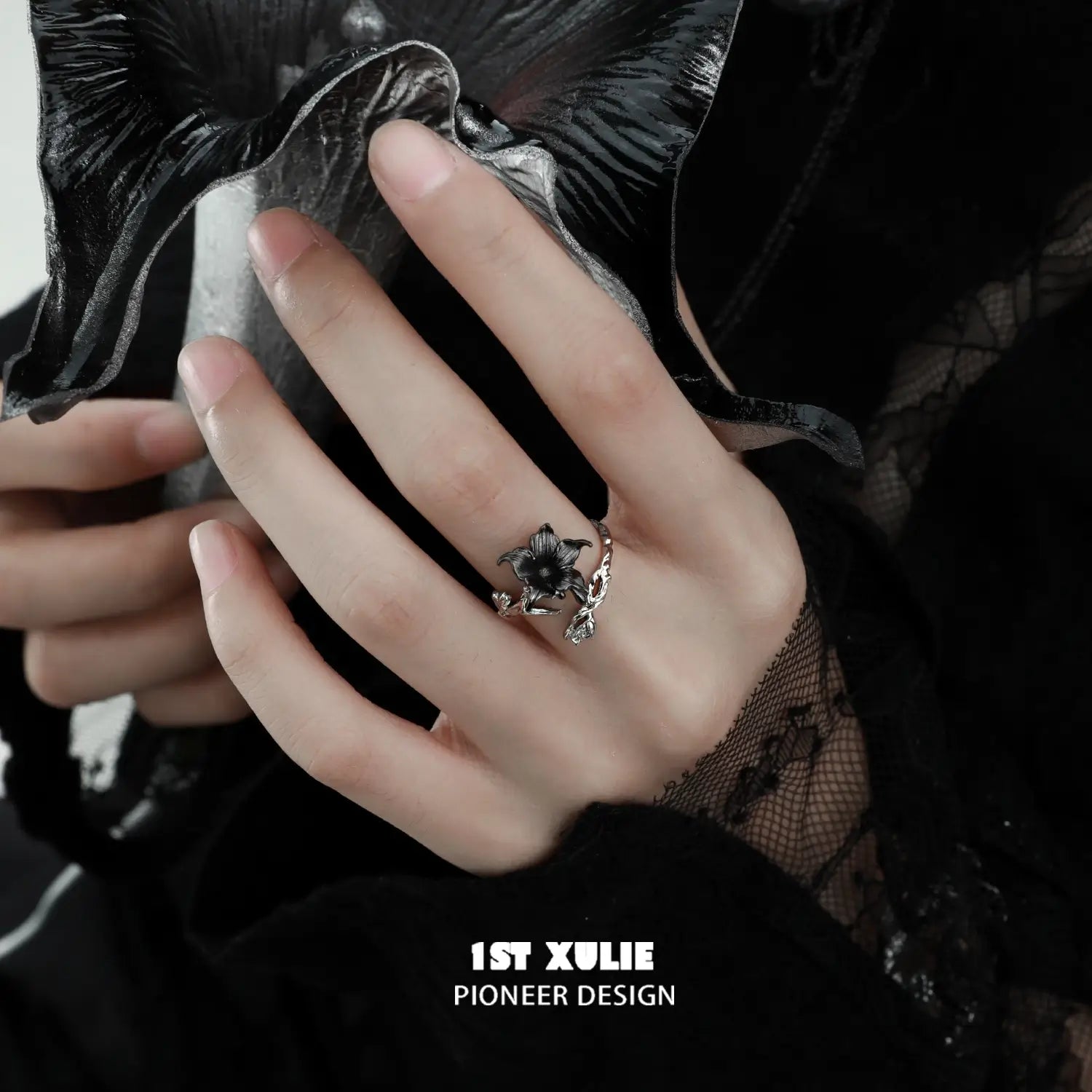 Bloody Datura S925 Sterling Silver Ring for Women - Gothic Style Jewelry for Halloween, Cosplay & Dark Fashion