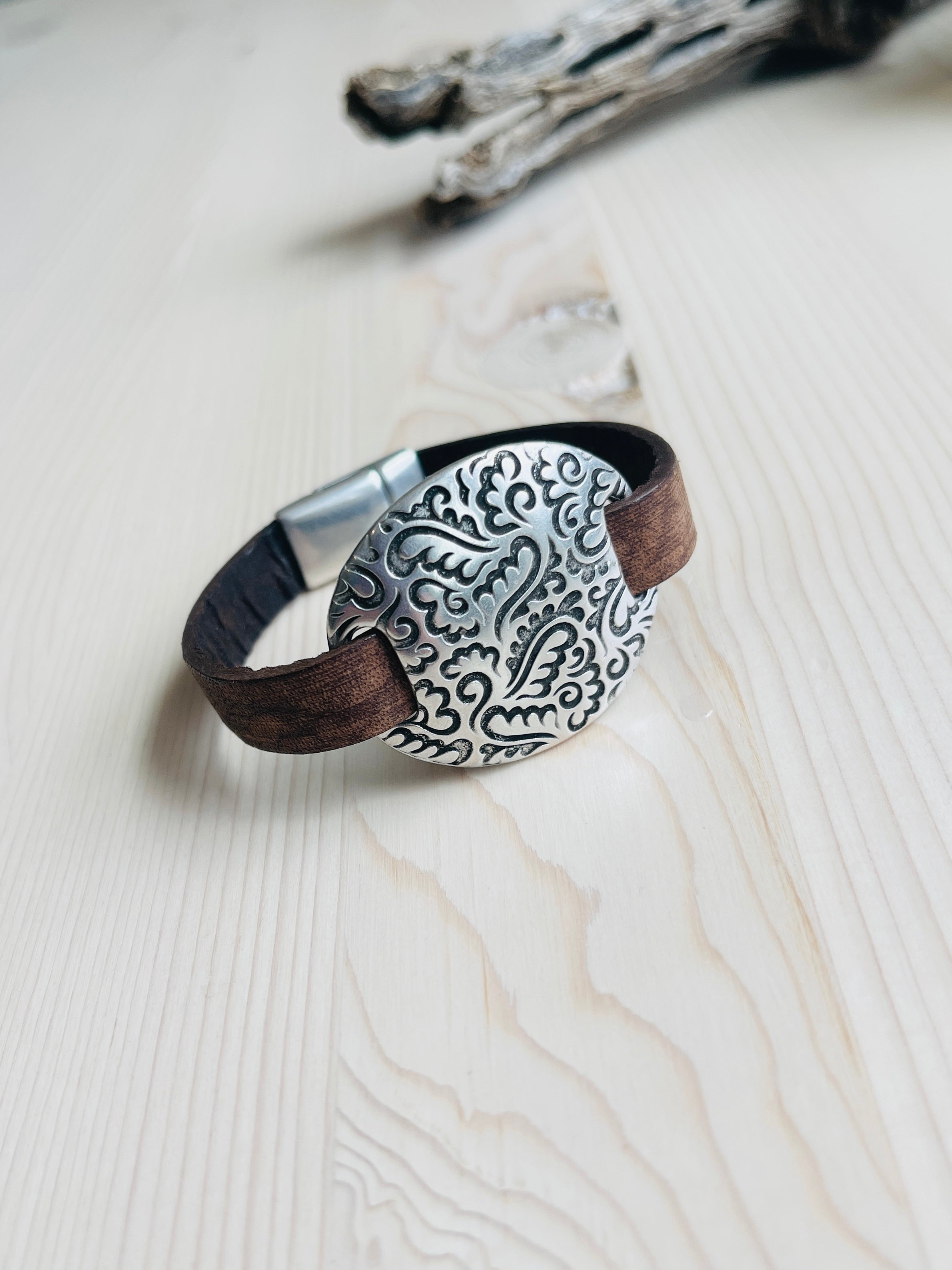 JoJo Bracelet - Stylish Adjustable Beaded Bracelet for Women & Men | Perfect for Gifts, Fashion Accessories, and Everyday Wear