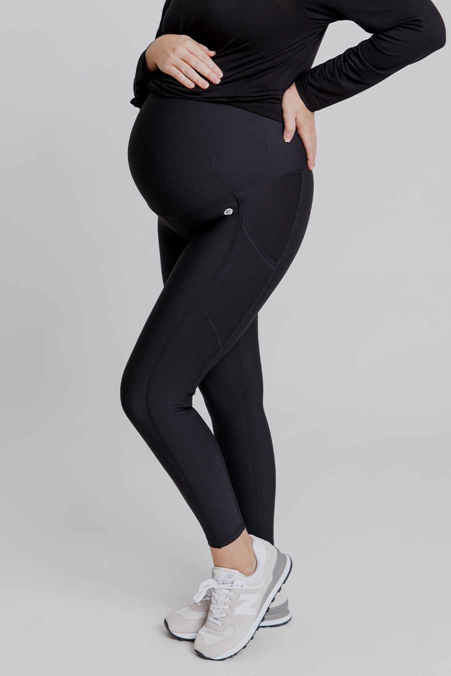 Thermal Maternity Leggings with Pockets - Black | Warm Winter Pregnancy Pants for Comfort & Style | Perfect for Work, Yoga & Everyday Wear