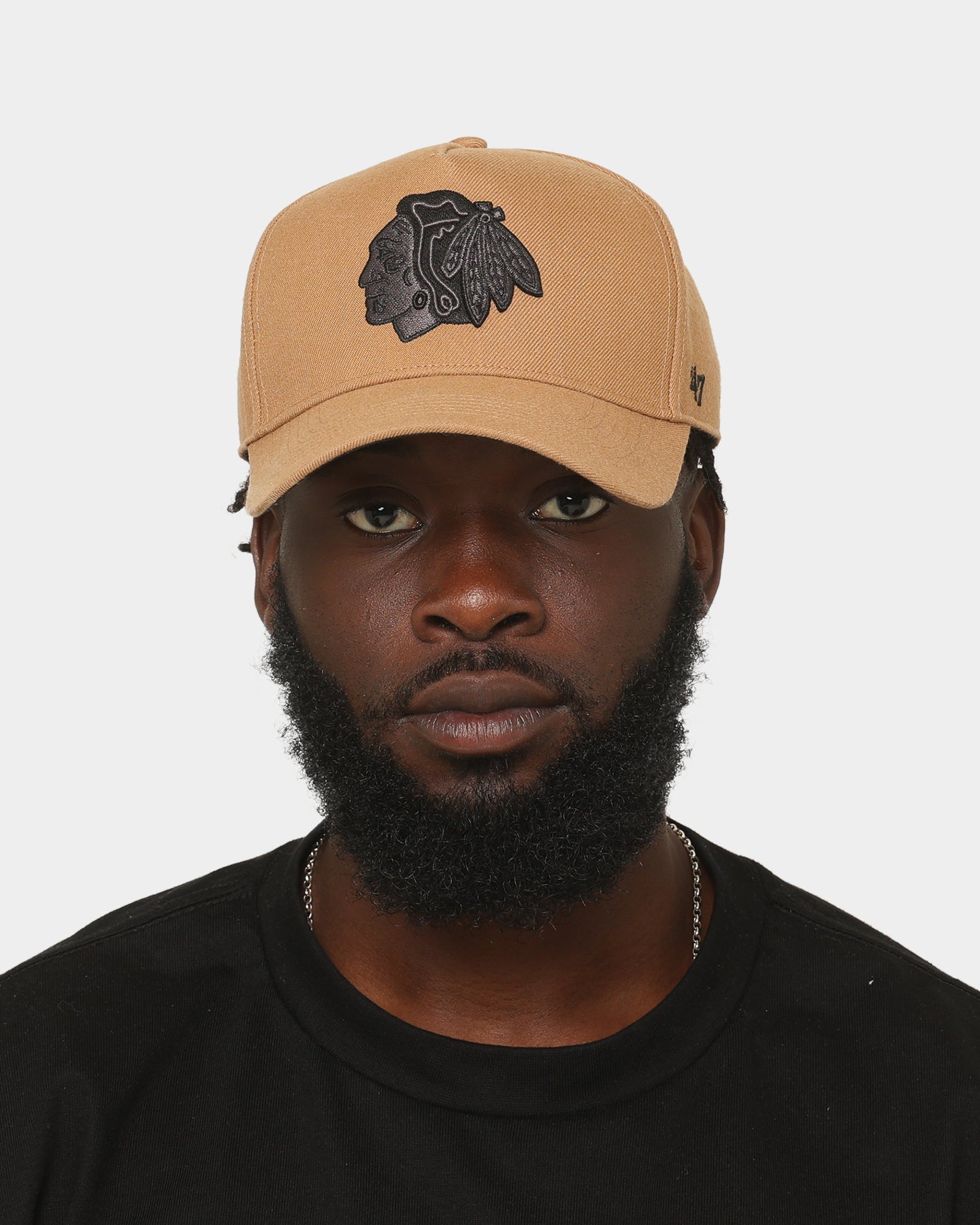 47 Brand Chicago Blackhawks Replica '47 MVP DT Snapback Camel Hat - Official NHL Licensed Adjustable Baseball Cap for Men & Women - Perfect for Sports Fans, Game Day & Streetwear Fashion