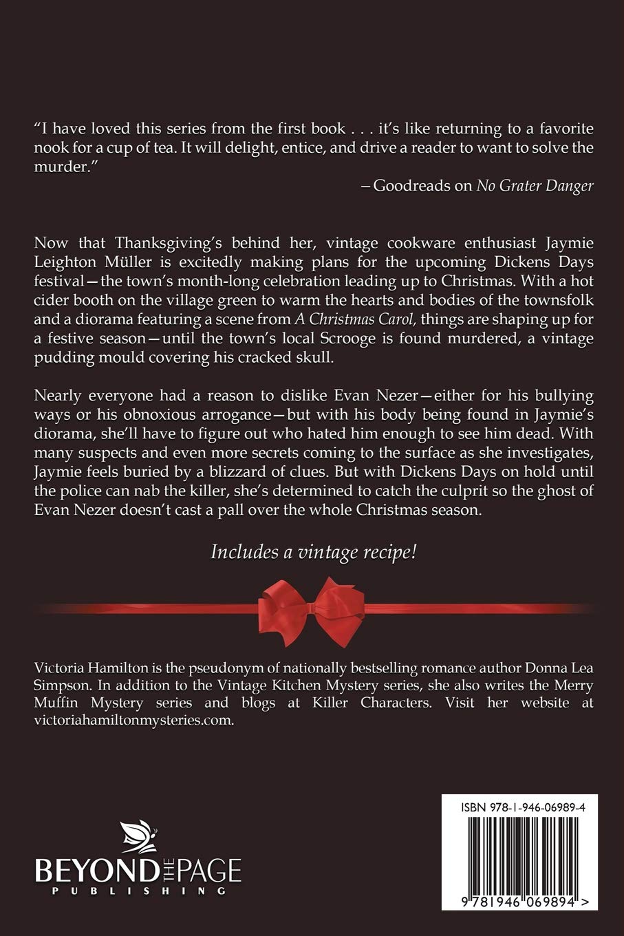 Breaking the Mould - A Vintage Kitchen Mystery Novel | Cozy Culinary Crime Fiction Book for Adults | Perfect for Book Clubs & Mystery Lovers