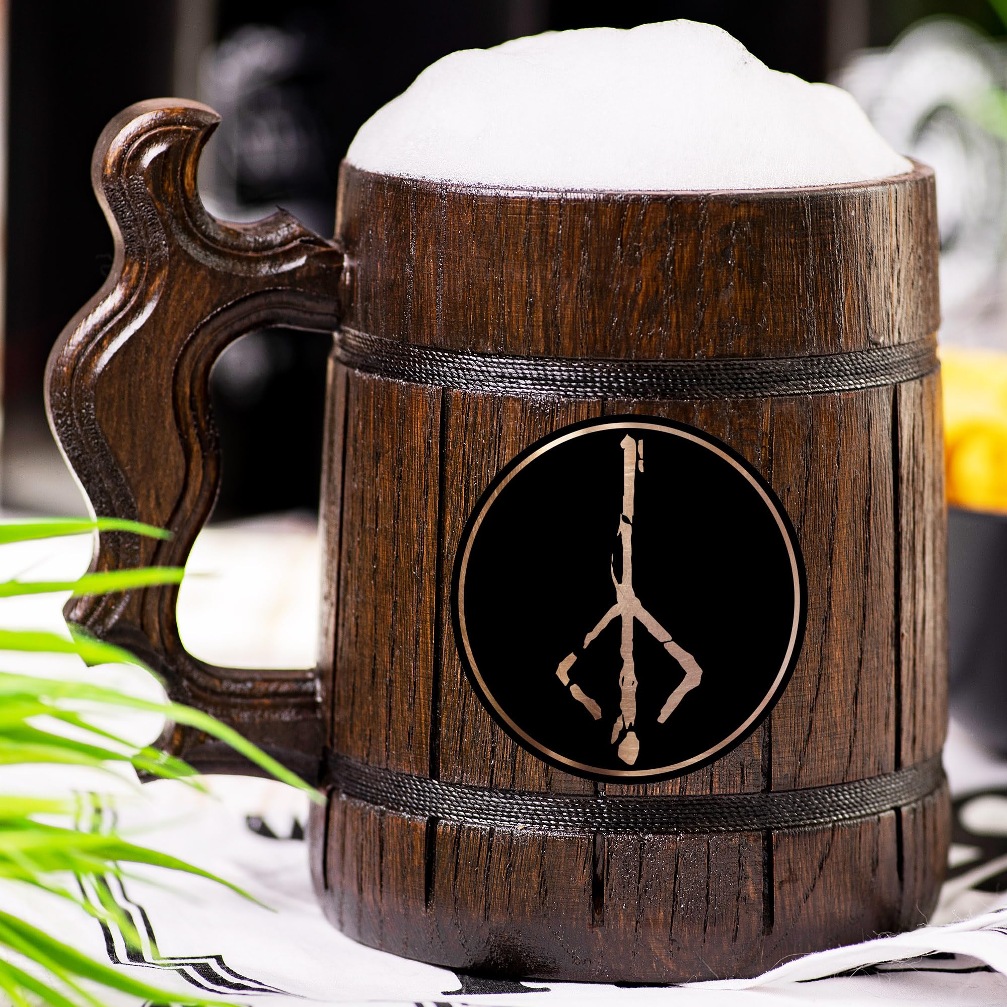 Bloodborne Hunter's Mark Custom Beer Stein - Personalized Wooden Tankard Mug for Gamers - Unique Gifts for Men, Dad, Father's Day, Anniversary & Wedding - Perfect for Gaming Parties, Man Cave Decor & Collectors