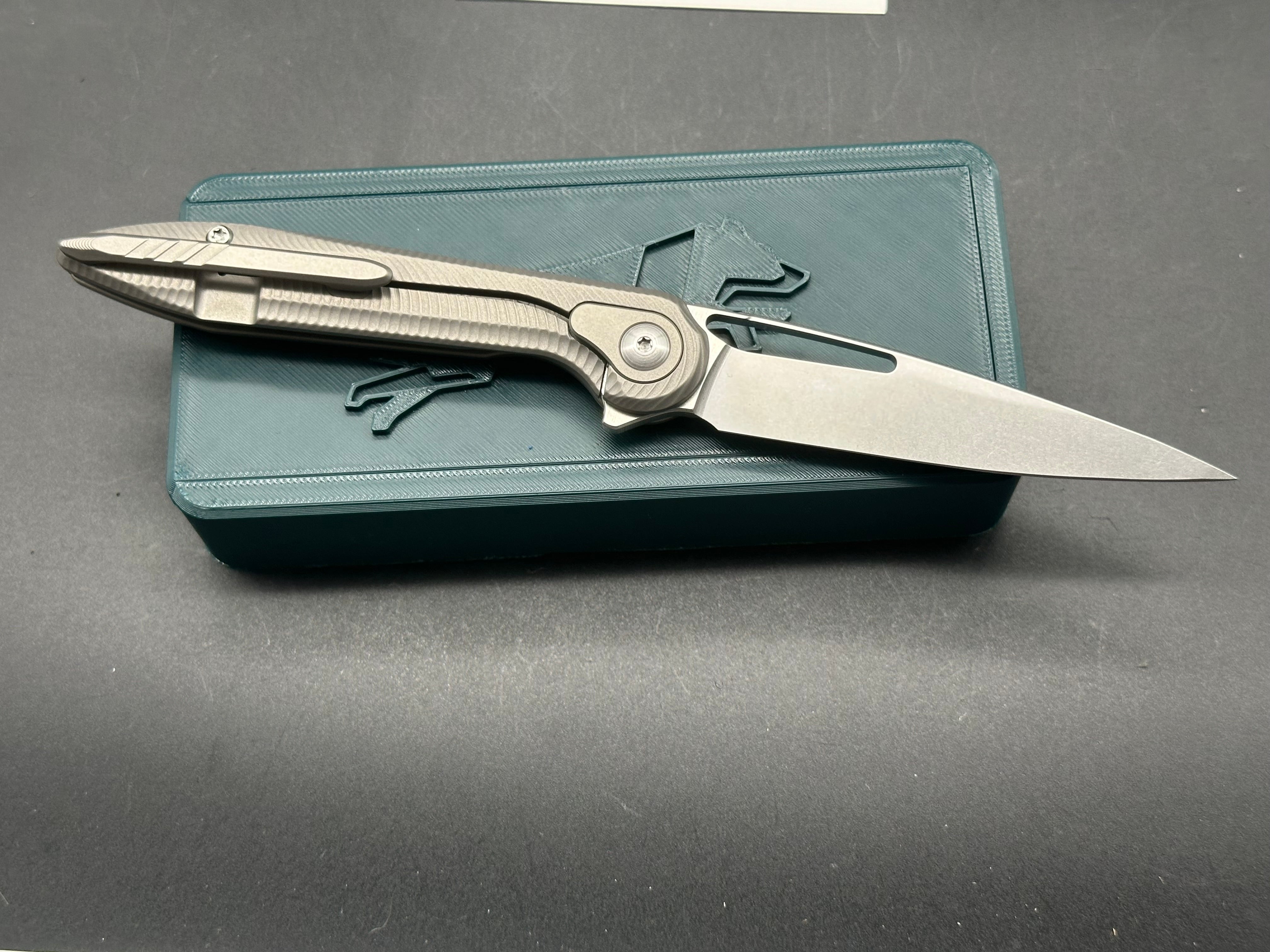 Boos Blades Custom Aero Flipper Knife - Premium EDC Pocket Knife for Outdoor, Camping & Everyday Carry | Smooth Flipper Action & Durable Titanium Handle
