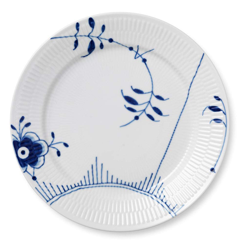 Royal Copenhagen Blue Fluted Mega Plate - 10.6 Inch (27 cm) Fine Porcelain Dinnerware - Elegant Wedding Gift & Housewarming Present - Perfect for Formal Dining, Anniversary Celebrations & Home Decor