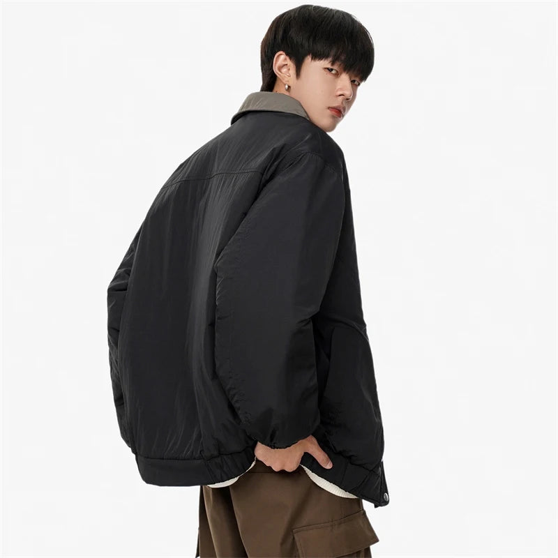 American Style Men's Padded Jacket with Turn-Down Collar, Contrast Color Zipper, Loose Fit Thick Short Coat for Winter - Casual Outdoor Wear, Street Fashion, and Daily Commuting (2024 Collection, Style 9C8546)