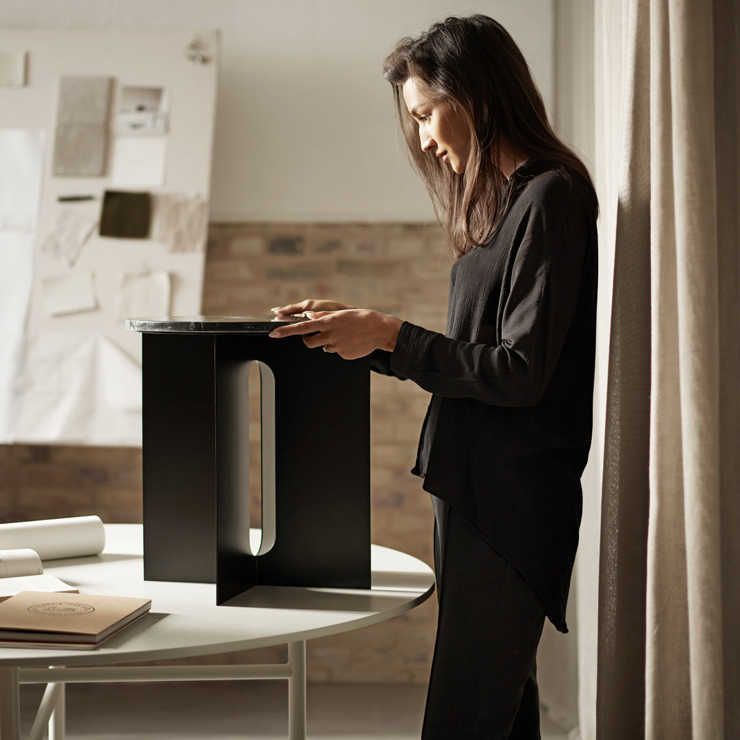 Modern Androgyne Side Table - Minimalist Nightstand, End Table for Living Room, Bedroom, or Office - Perfect for Small Spaces & Home Decor
