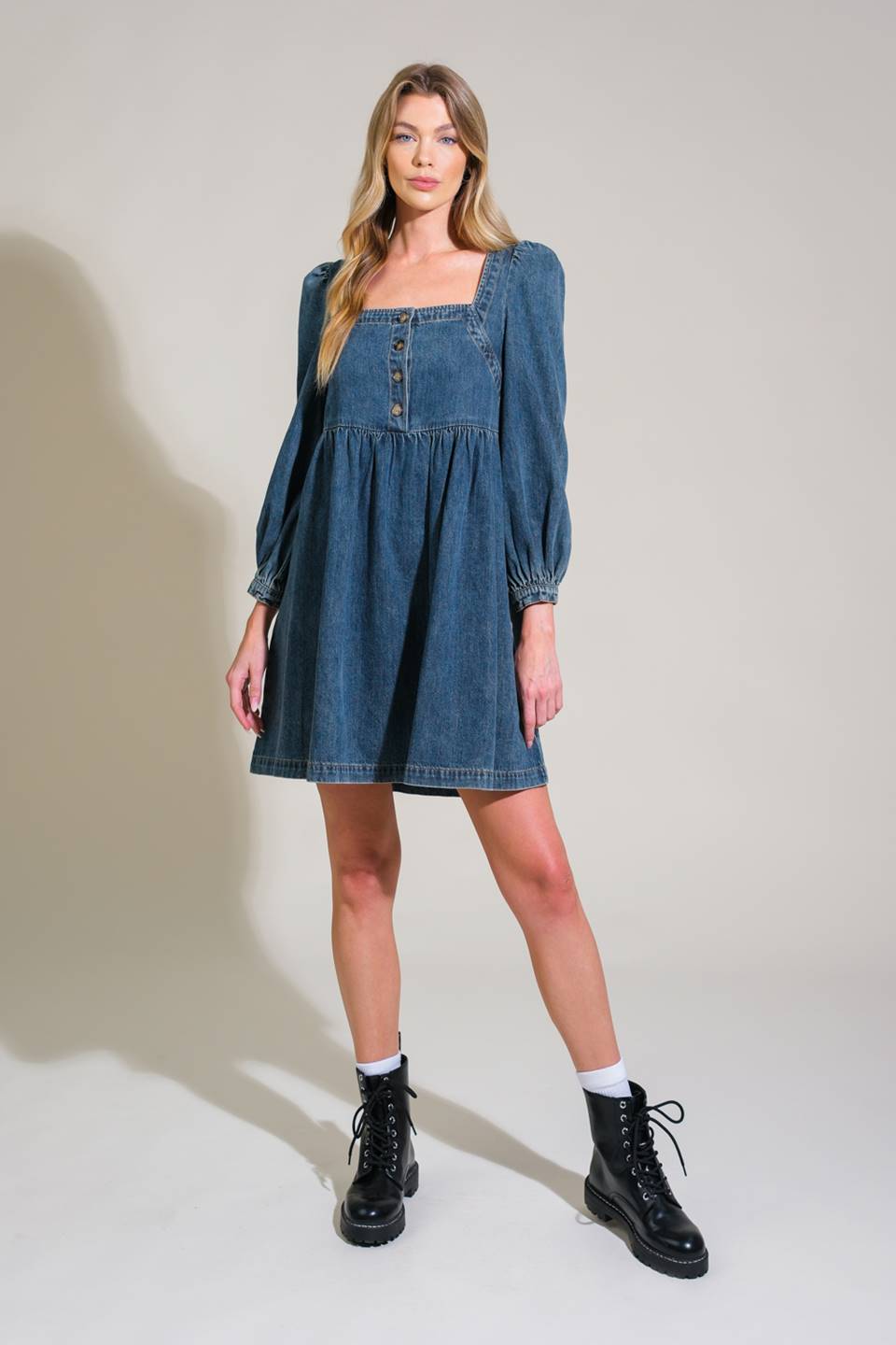 Exotic Escape Long Sleeve Denim Mini Dress - Stylish Vintage Denim Dress for Women, Perfect for Casual Outings, Date Nights & Fall Fashion