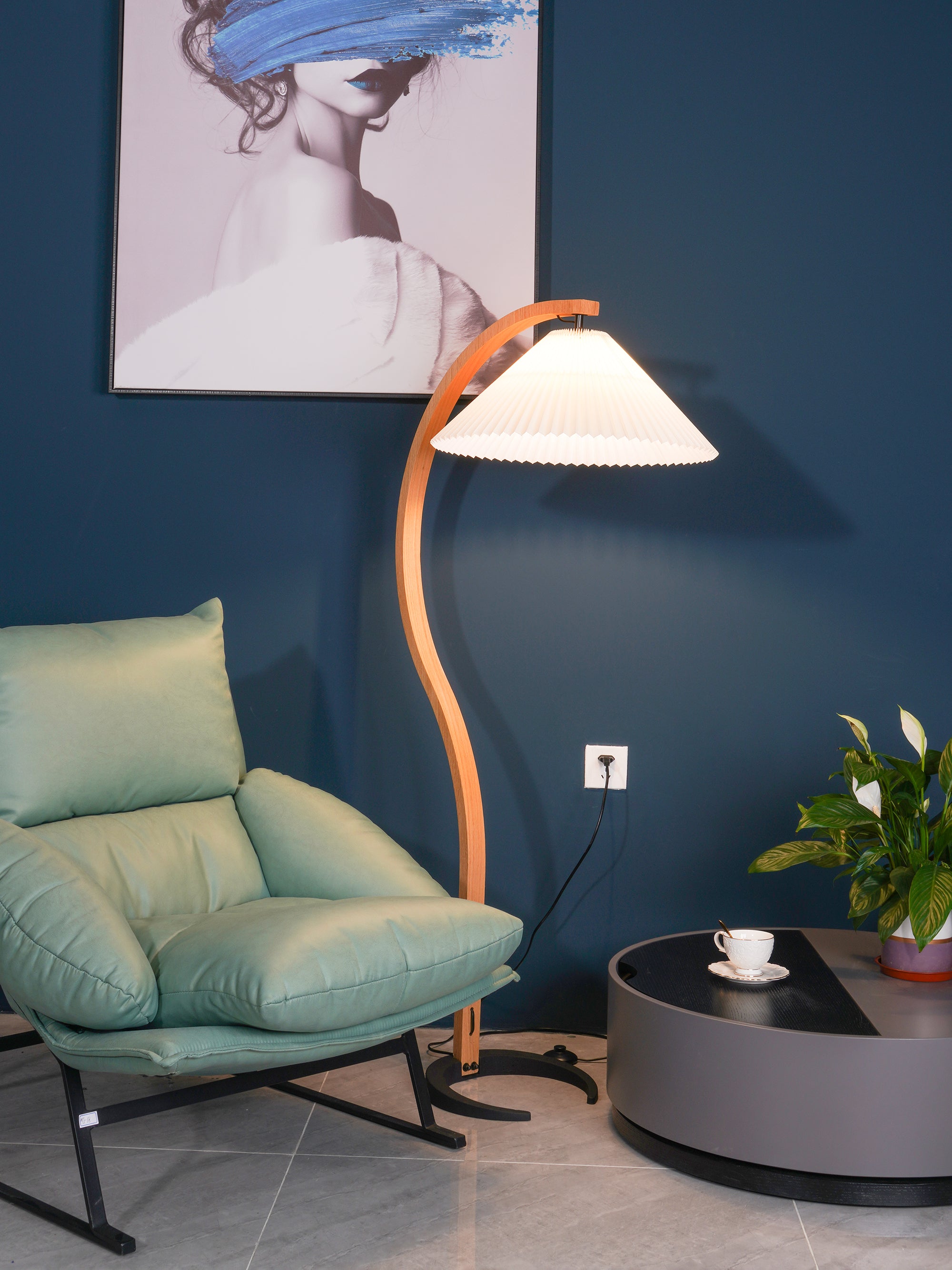 Modern Caprani Floor Lamp - Adjustable LED Standing Light for Living Room, Bedroom & Office - Warm White & Cool White Dimmable Lighting - Perfect for Reading, Relaxing & Decor