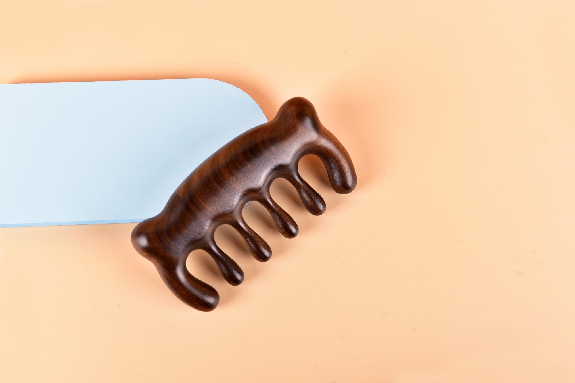 Bear Scraping Massager Tool for Muscle Pain Relief - Gua Sha Therapy for Back, Neck & Shoulder - Perfect for Post-Workout Recovery & Relaxation at Home or Gym