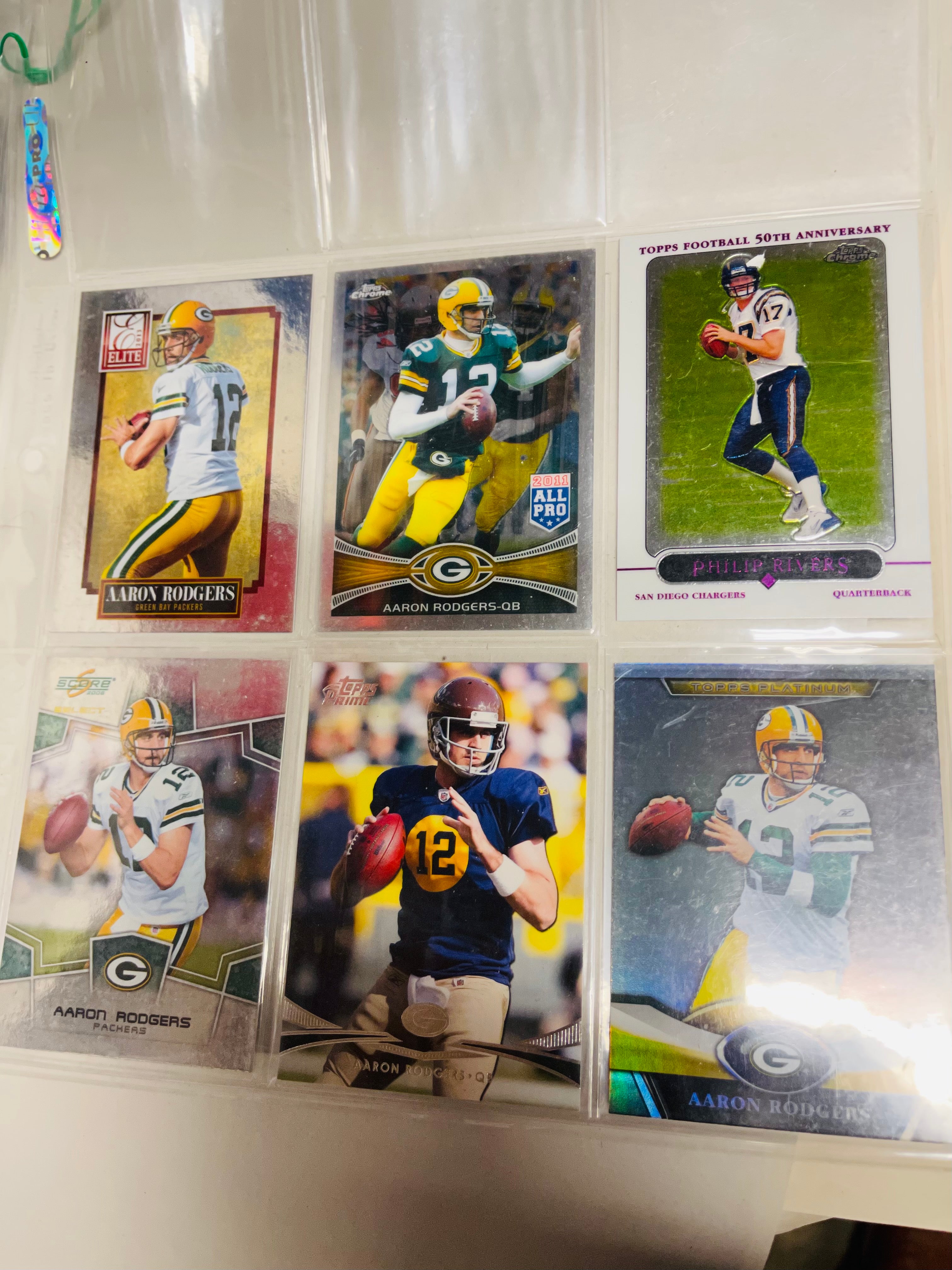 Aaron Rodgers Football Legend 32-Count Trading Cards Lot - NFL Collectibles for Fans & Memorabilia Enthusiasts - Perfect for Display, Trading, and Gifting