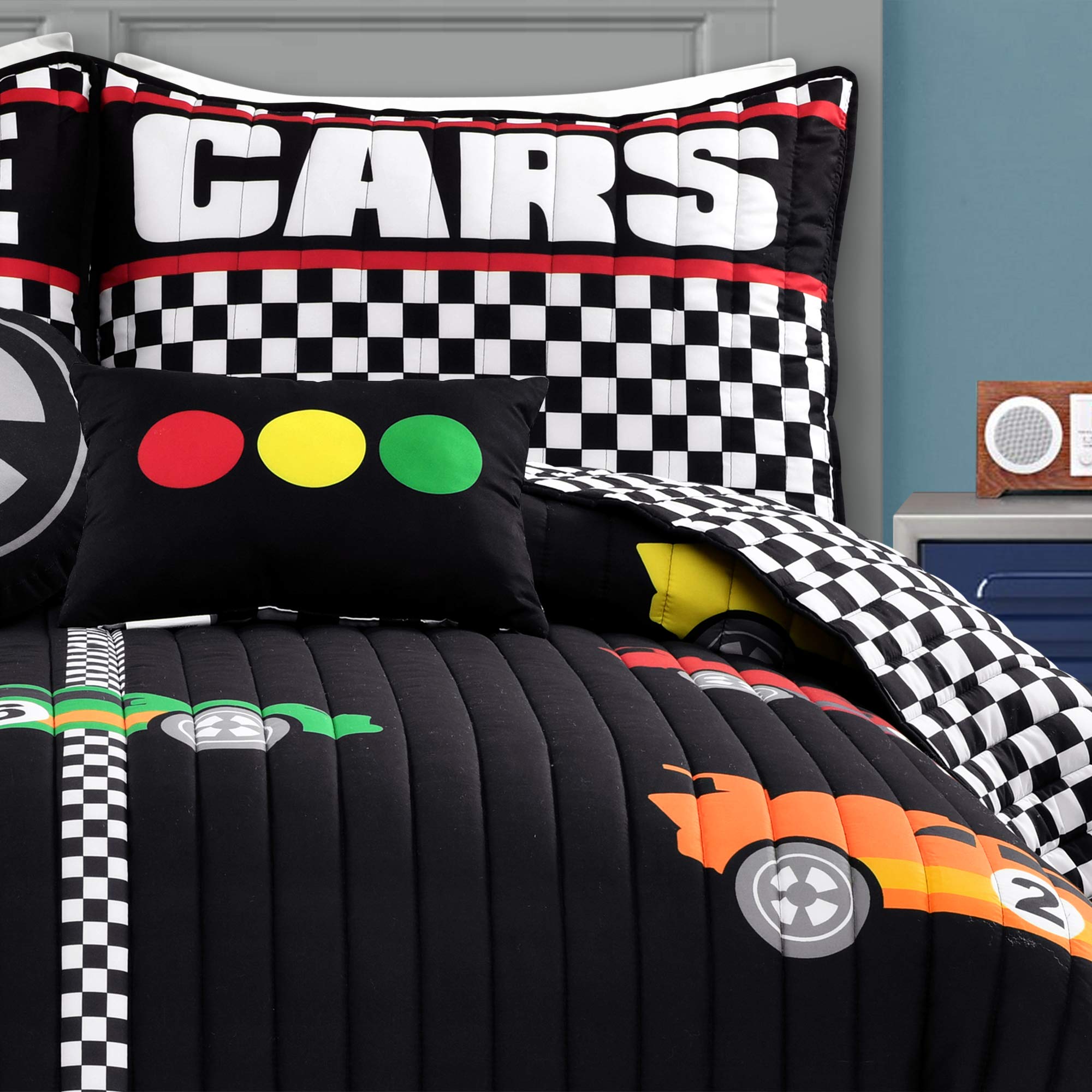 Lush Decor Racing Cars 5-Piece Quilt Set - Full/Queen Size, Black - Perfect for Kids' Bedrooms, Teen Rooms & Race Car Themed Decor