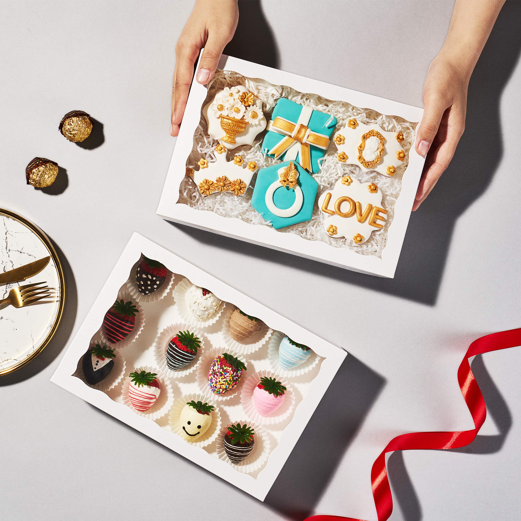 Elegant White Bakery Boxes with Window - 25PCS for Cookies & Strawberries | Perfect for Gifts & Display