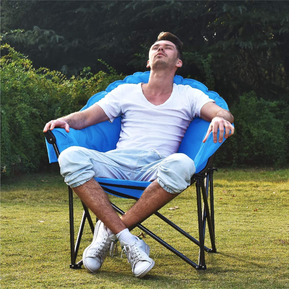 ALPHA CAMP Oversized Padded Moon Round Camping Chair - Portable Saucer Recliner with Cup Holder & Carry Bag for Outdoor, Beach, Picnic, and Backyard Relaxation