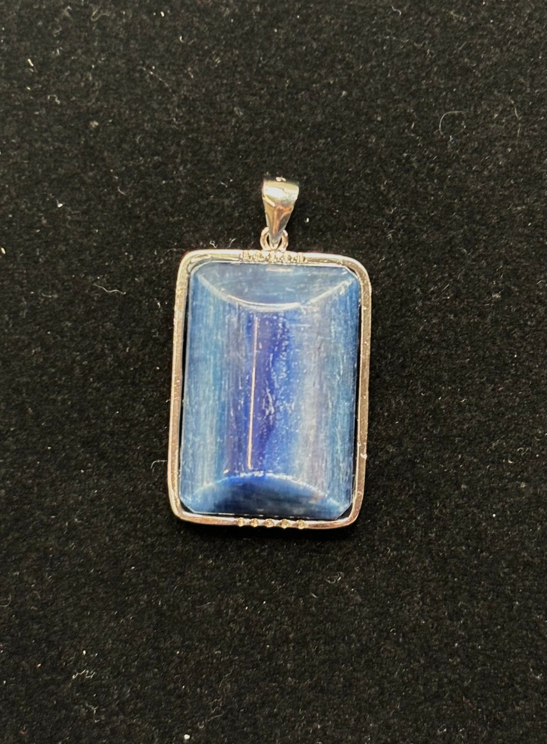 Natural Blue Kyanite Pendant Necklace - Healing Crystal Jewelry for Chakra Balancing & Energy Cleansing | Perfect for Meditation, Yoga & Spiritual Healing