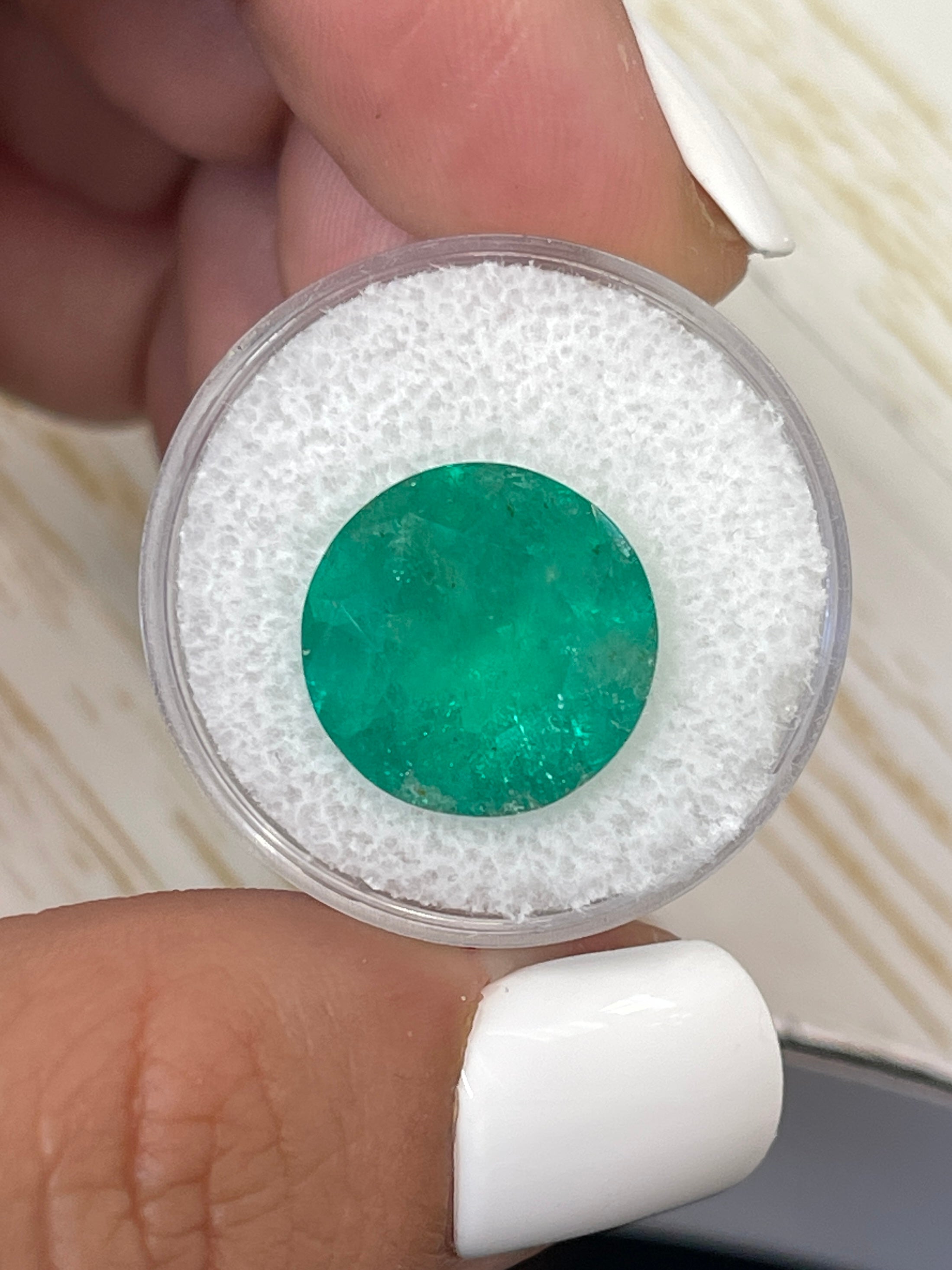 8.80 Carat 14.5x14.5mm Deep Green Natural Round Loose Colombian Emerald - Perfect for Jewelry Making, Engagement Rings & Luxury Gifts