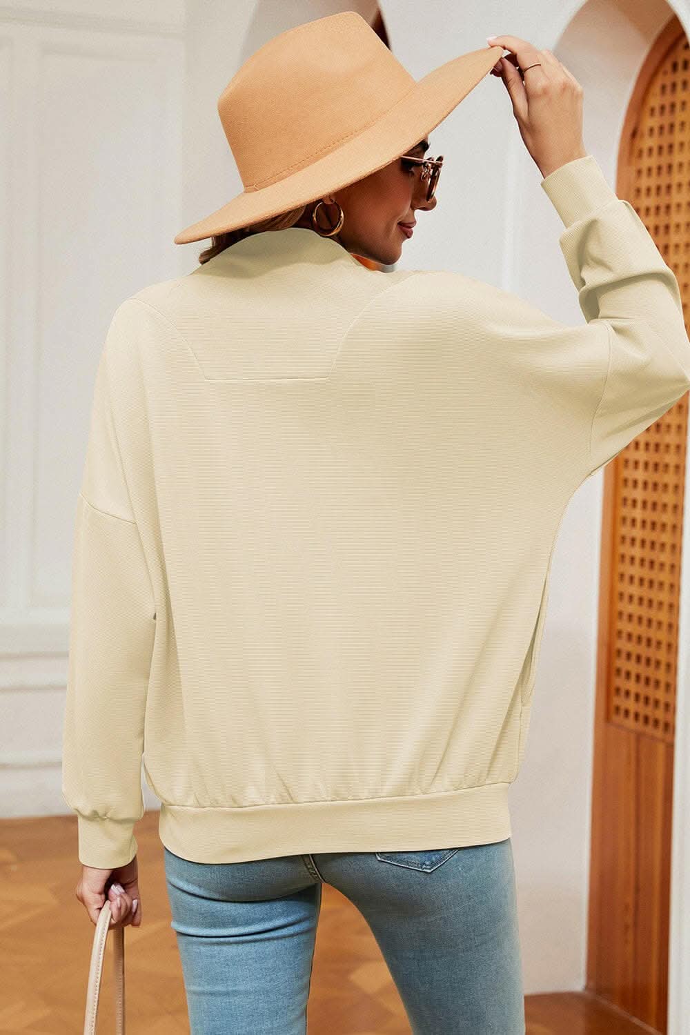 Stylish Women's Half Zip Sweatshirt with Pockets - Cozy Pullover for Casual Outfits, Outdoor Activities & Lounge Wear