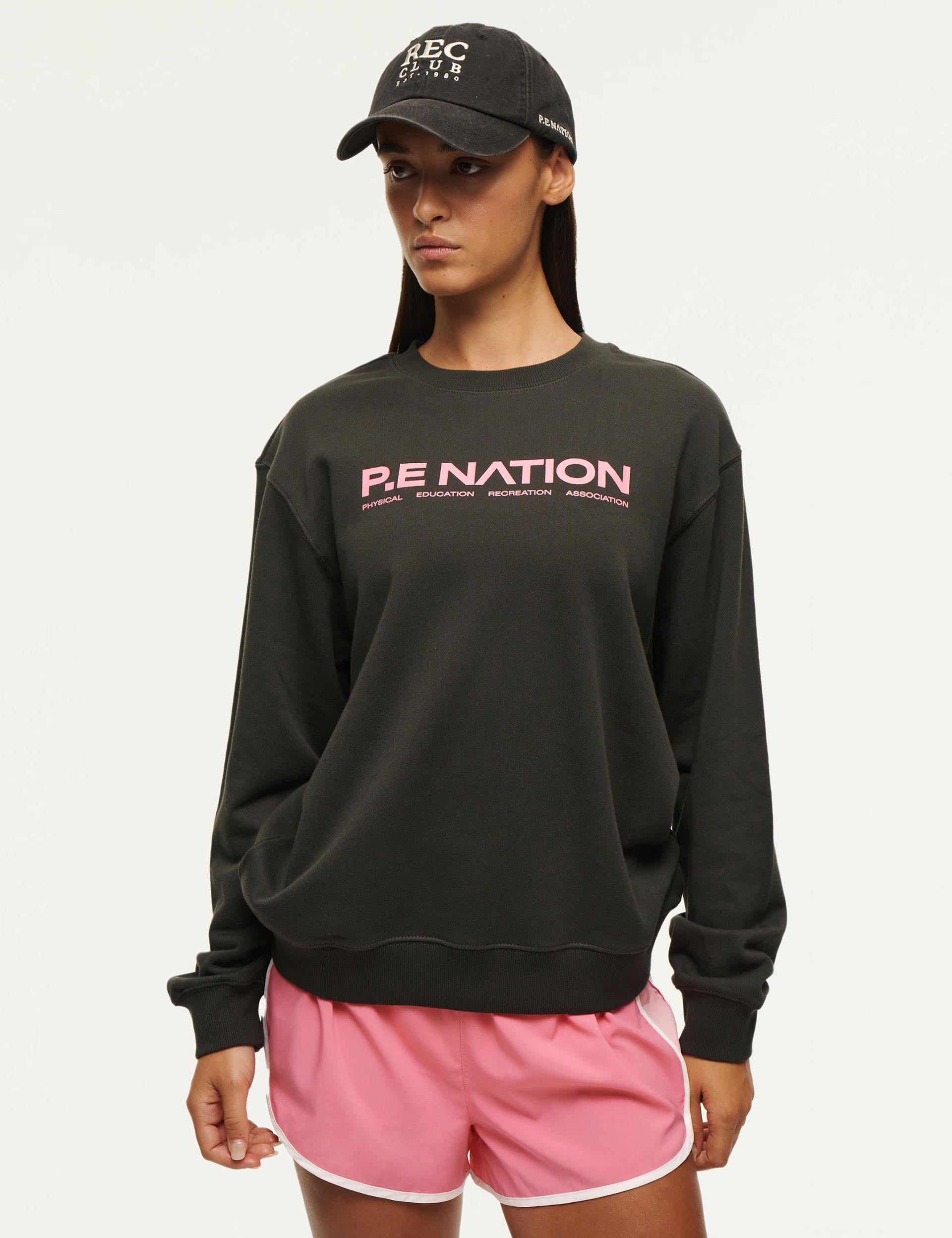 Qualify Sweat Asphalt - High-Performance Sports Apparel for Running & Workouts | Durable & Breathable Activewear for Men & Women