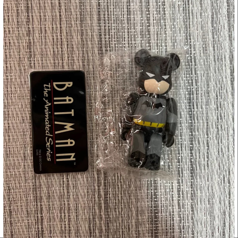 Bearbrick Series 21 HERO Batman 100% Collectible Figure - Limited Edition DC Comics Vinyl Art Toy for Display & Gifts (Home Decor, Office Collection, Pop Culture Fan Gift)