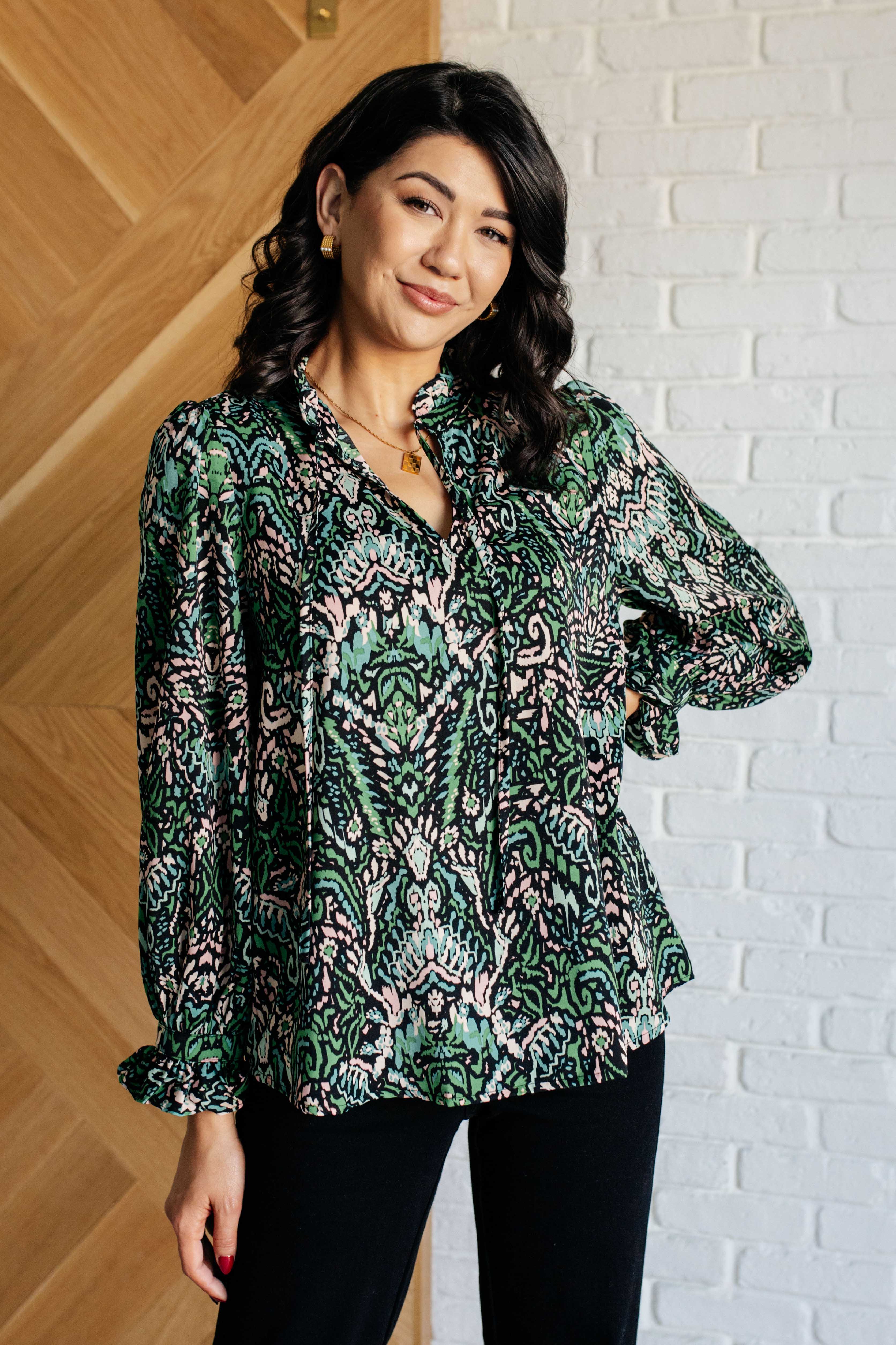 Elegant Damask Print Blouse for Women - Vintage Floral Blouse for Casual & Office Wear - Perfect for Work, Dates & Special Occasions