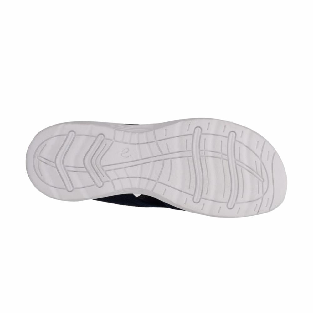 Easy Spirit Women's Tine2 Slip-On Sneakers - Comfortable Lightweight Walking Shoes in Blue, Size M | Perfect for Casual Wear, Travel & Everyday Comfort