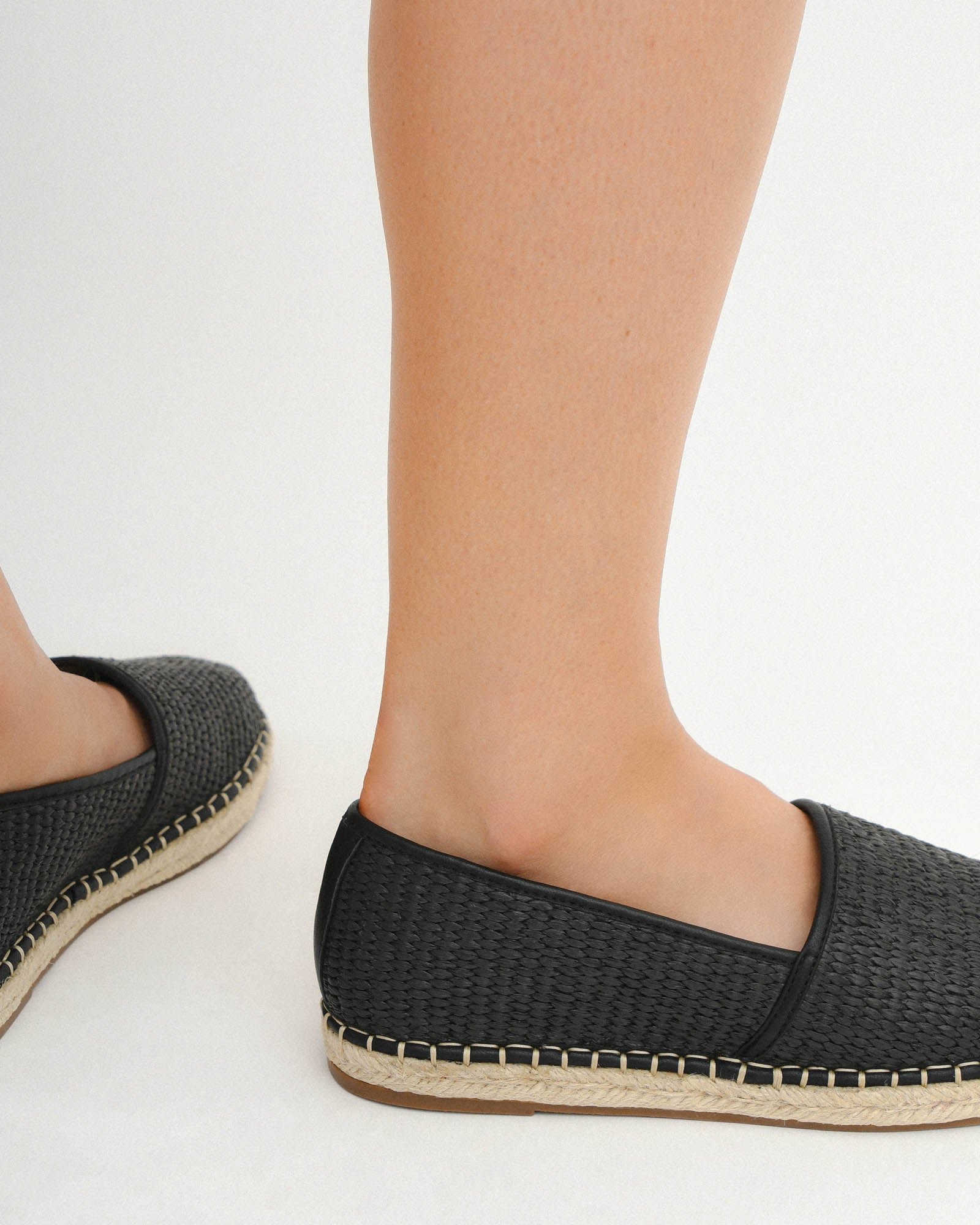 OAKLEY Black Raffia Loafers for Men & Women | Comfortable & Stylish Slip-On Shoes | Perfect for Casual Wear, Summer Outfits & Beach Vacations