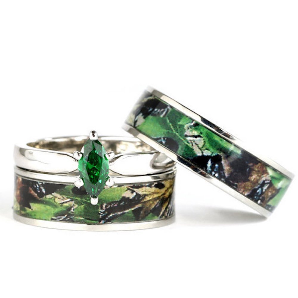 His & Hers Green Camo Wedding Ring Sets - Matching Camo Wedding Bands for Couples - Tungsten Carbide Engagement Ring Set - Durable Comfort Fit Wedding Rings - Camo Rings for Women & Men - Perfect for Outdoor Weddings, Hunting Enthusiasts & Military-Themed Ceremonies