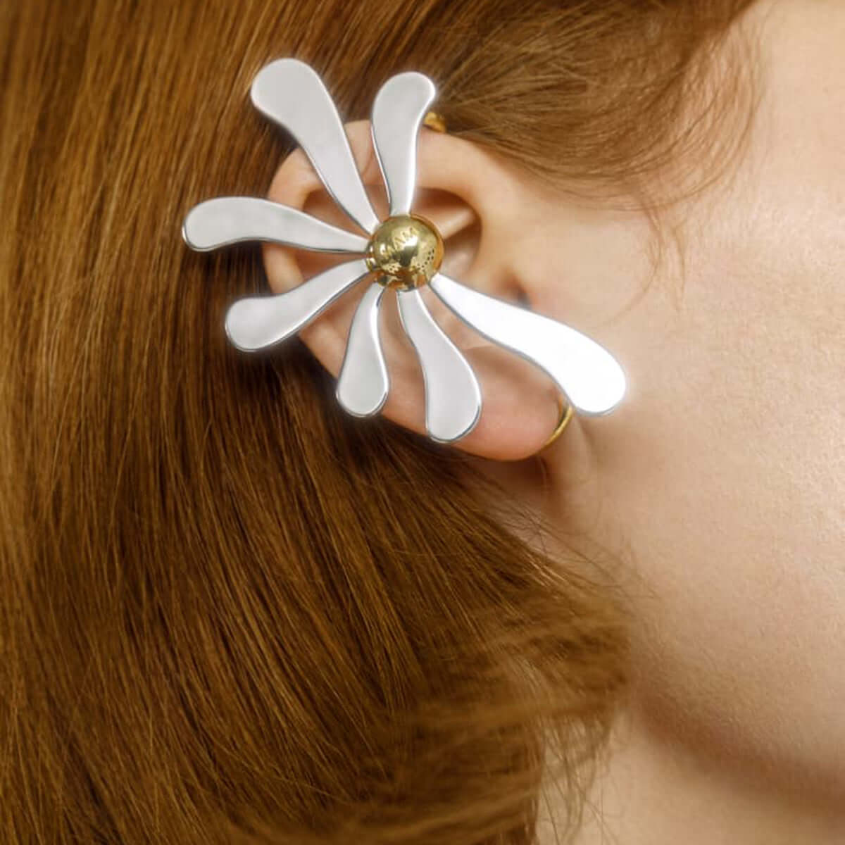 Duo Tone Flower Conch Shell Stud Earrings for Women | JDE6016 | Elegant Boho Jewelry for Beach Weddings, Summer Parties & Casual Wear