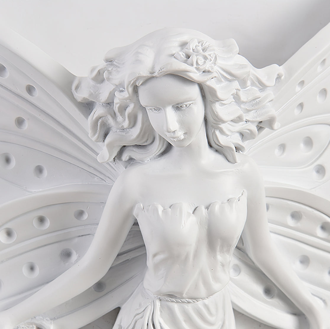 Angel Resin Wall Lamp - Elegant Decorative Lighting for Bedroom, Living Room & Hallway - Perfect for Home Decor & Ambient Lighting