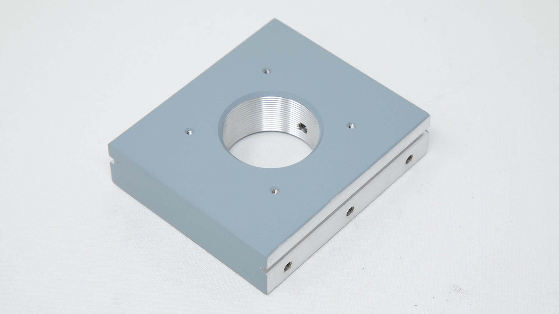 Heavy Duty Cylinder Mount for Komatsu Excavators (65D/65DM/100DM/100DX/260D) - Replacement Part for Construction & Mining Equipment