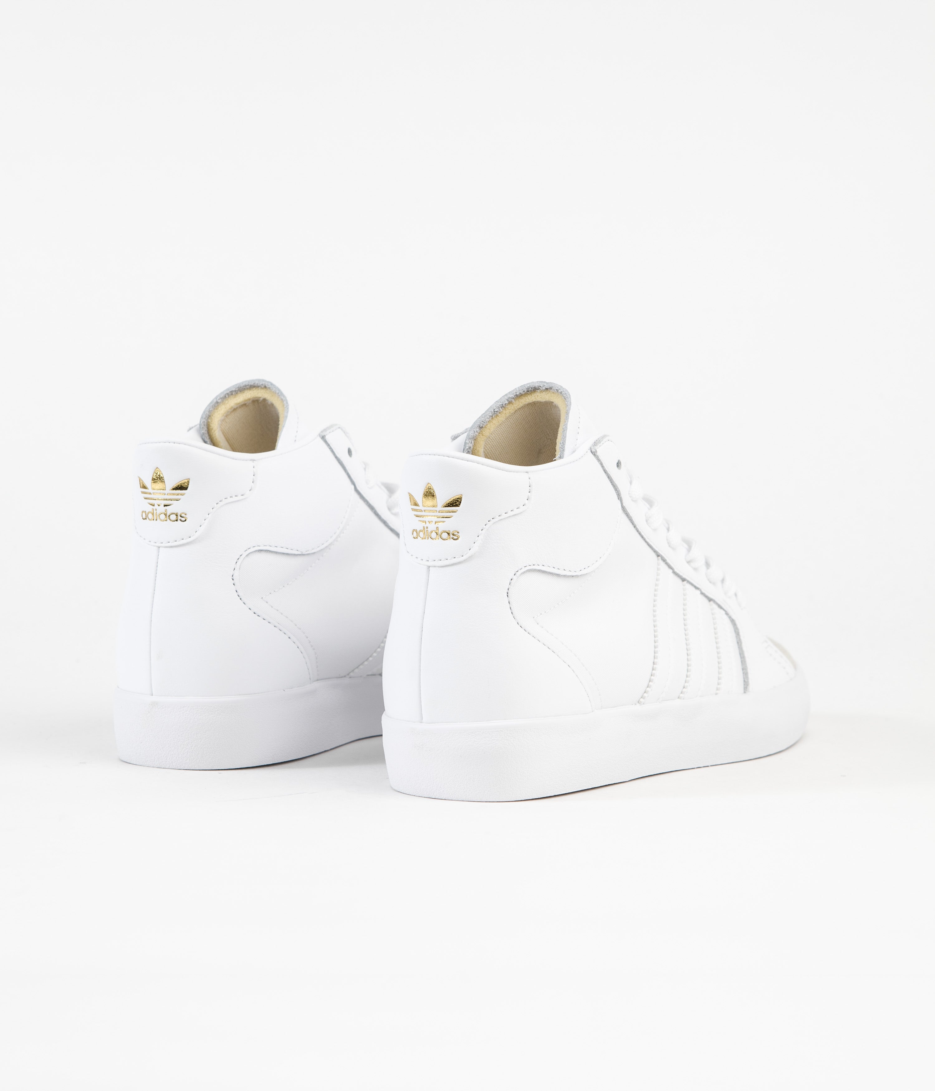 Adidas Superskate Adv Skateboarding Shoes - White & Gold Metallic Colorway | Men's Streetwear Sneakers for Skateboarding & Urban Fashion
