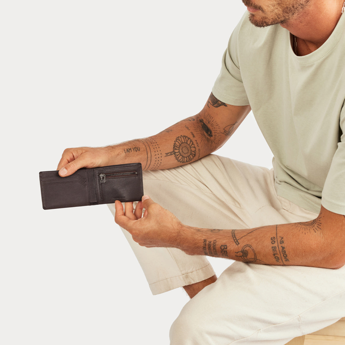 Otis Wallet - Premium Chocolate Brown Leather Wallet for Men | Slim RFID Blocking Bifold Wallet | Perfect for Everyday Use, Travel & Business
