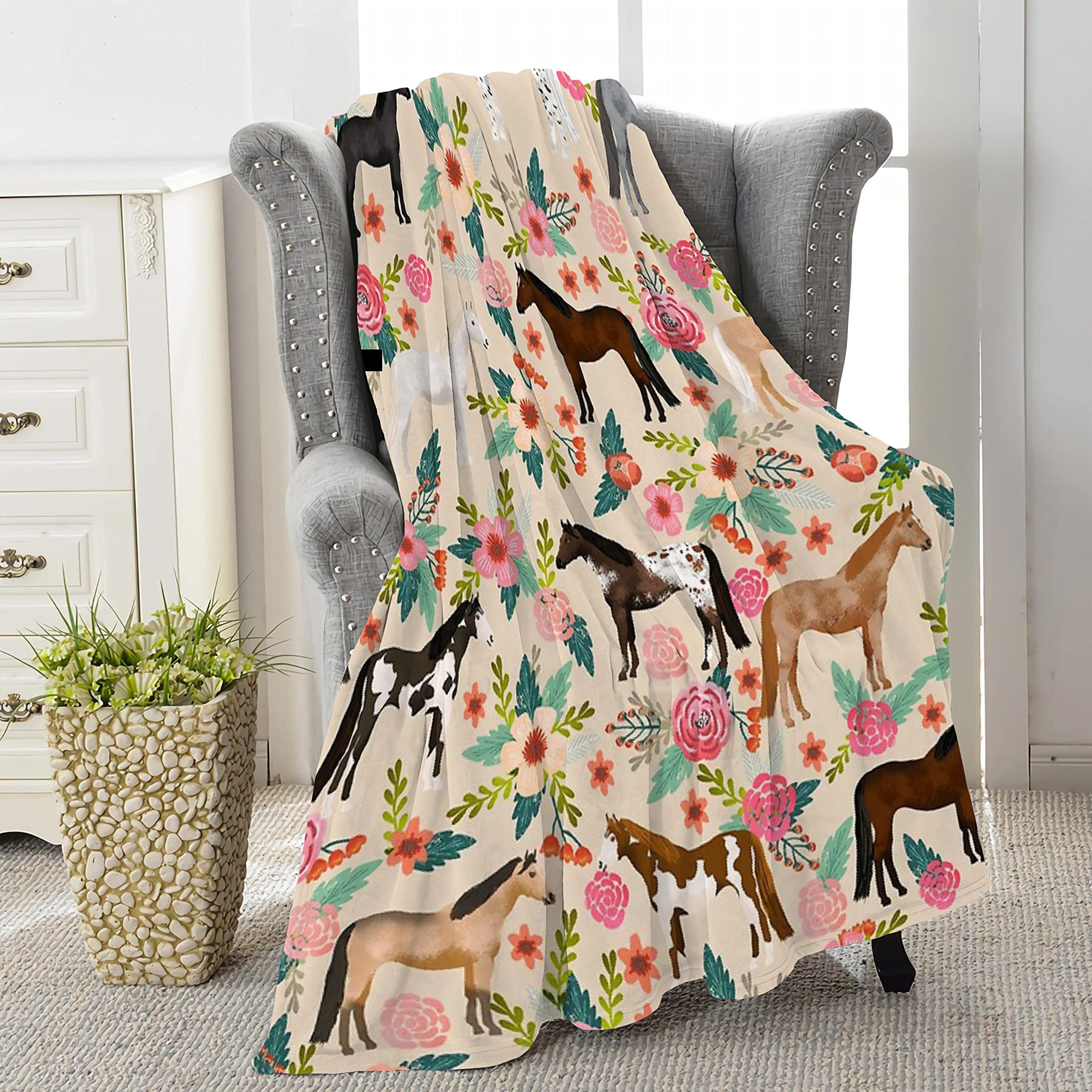 Super Soft Flannel Blanket - Lightweight & Luxurious Warm Throw for Queen/Twin Beds, Sofa, Office & Camping | Horses Flowers Design | 120x90in Super King Size | Perfect for Cozy Nights, Home Decor & Outdoor Adventures