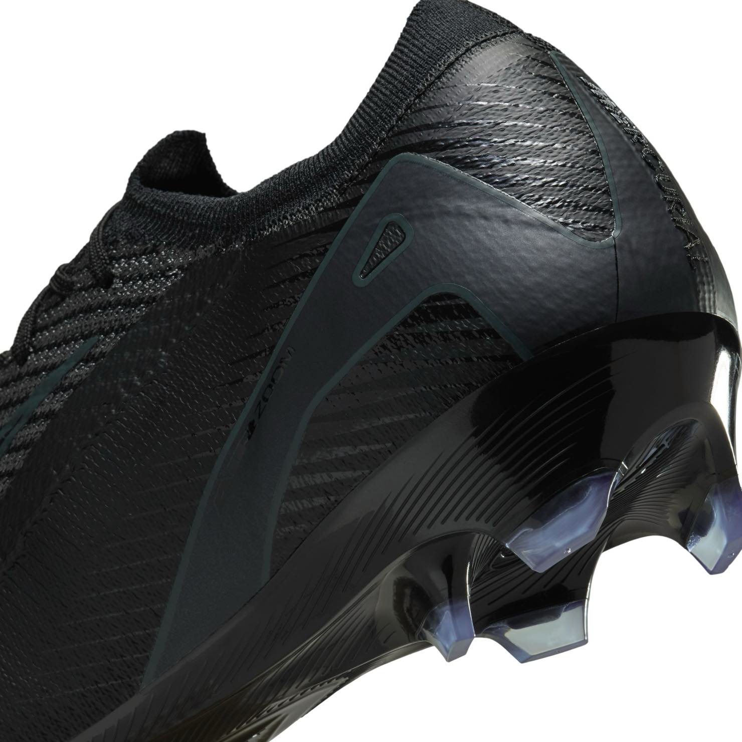 Nike Mercurial Vapor 16 Elite FG Soccer Cleats - Lightweight Football Boots for Men with Flyknit & Dynamic Fit Collar - Perfect for Professional Matches and Training Sessions
