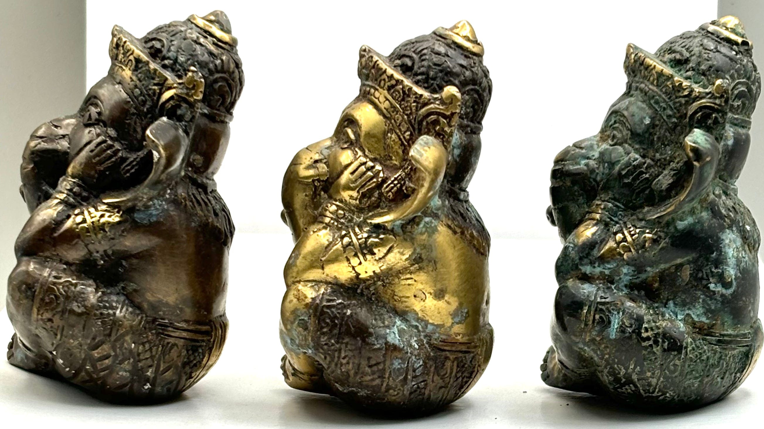 Handmade Bronze Elephant Buddha Statue - Spiritual Home Decor for Meditation & Yoga Room, Office Desk, or Gift Idea