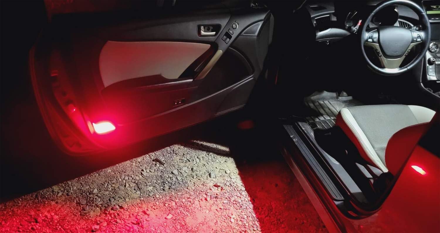 iJDMTOY 9-SMD LED Bulbs 168 194 2825 W5W T10 - Super Bright Red Replacement Bulbs for Car License Plate Lights, Parking Lights, Side Door Lights & Interior Lights | Perfect for Night Driving, Car Customization & Interior Lighting Upgrade