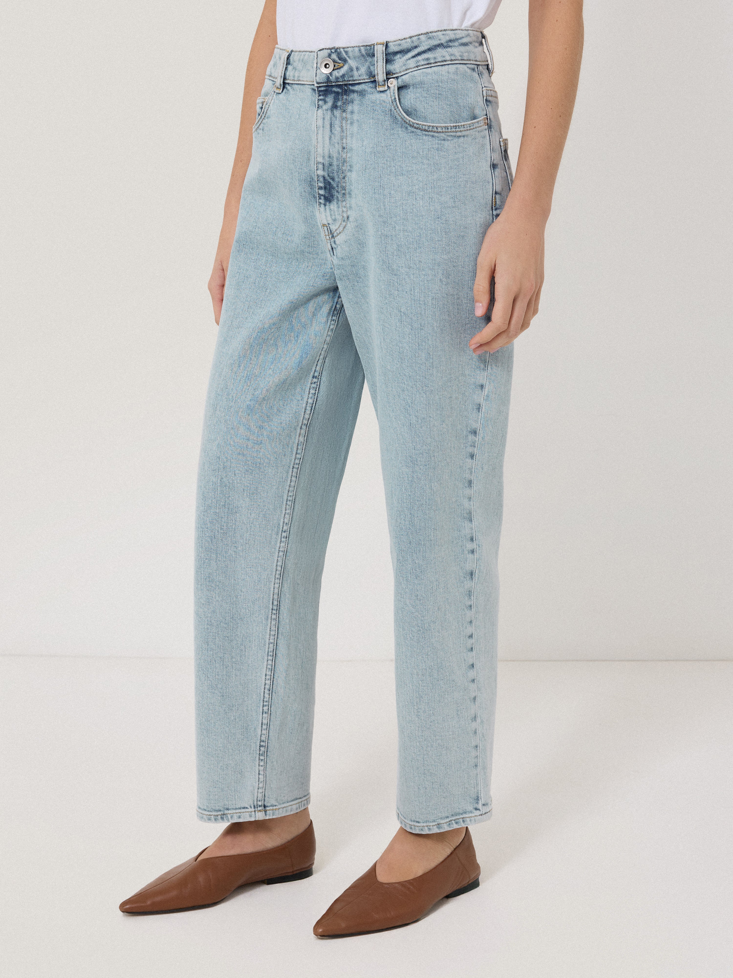 Carter Straight Leg Jeans for Women | Light Blue Wash Denim Pants - Perfect for Casual Wear, Office & Everyday Outfits