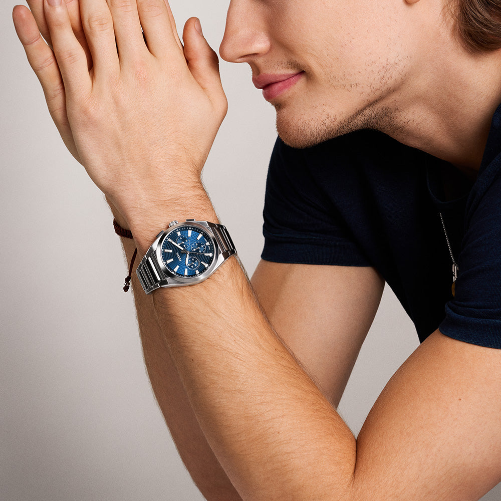 Fossil Everett FS6104 Men's Chronograph Watch - Stylish Analog Quartz Timepiece for Business, Casual & Everyday Wear