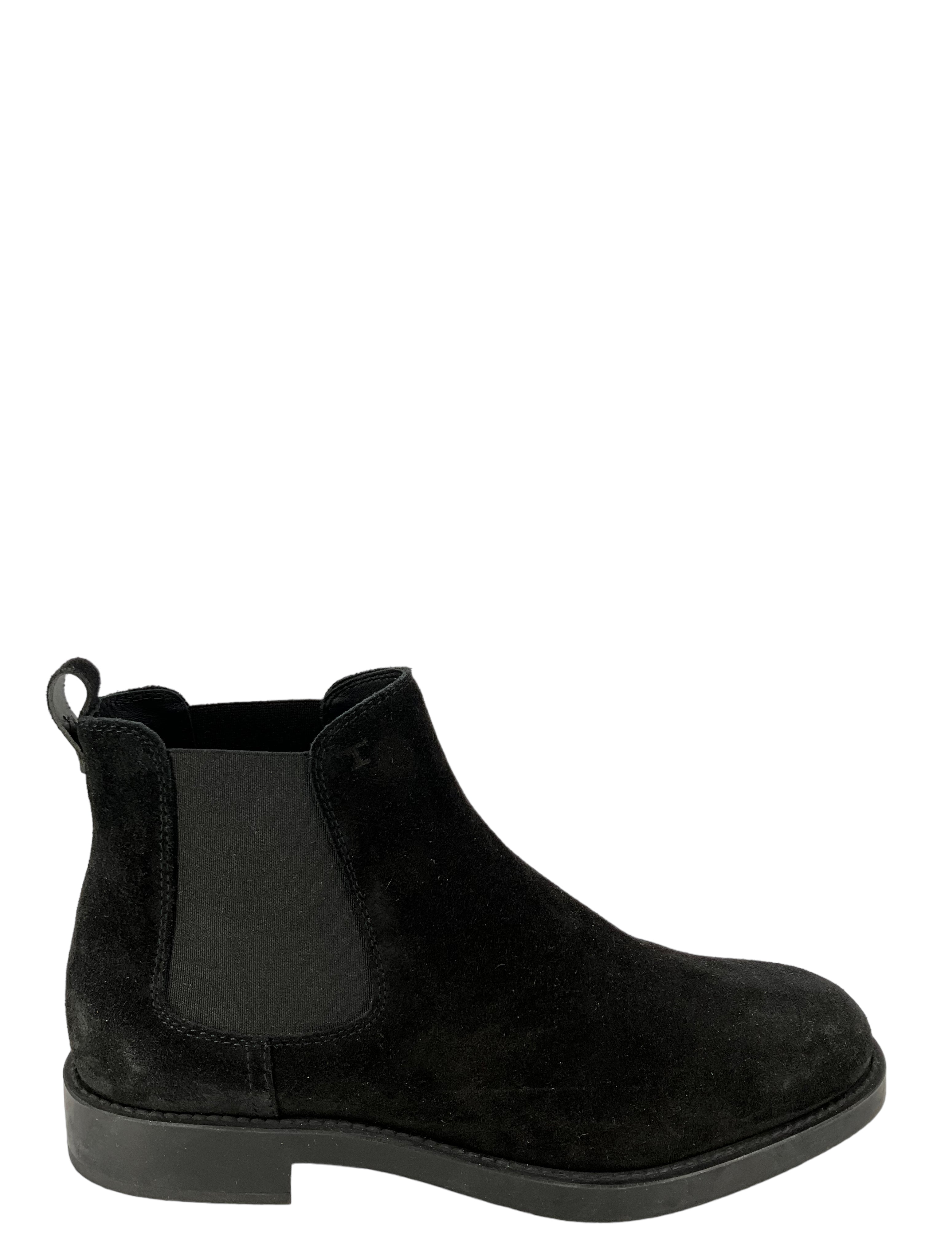 Tod's Black Suede Chelsea Boots for Women Size 7.5 | Comfortable & Stylish Ankle Boots for Casual Outfits & Office Wear