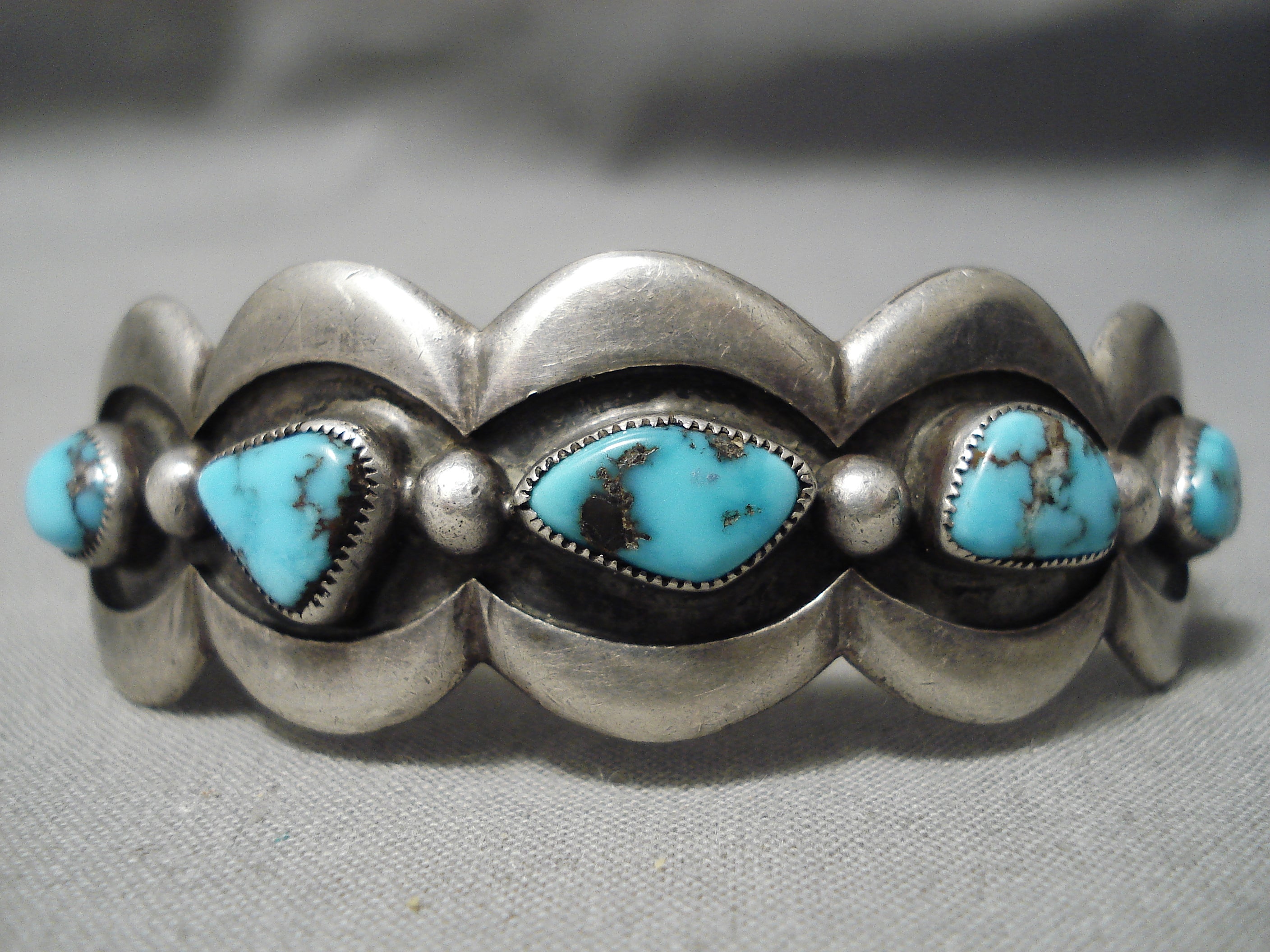 Vintage Navajo Sterling Silver Turquoise Bracelet - Handmade Native American Jewelry for Women - Perfect for Boho Fashion, Festivals & Gift Giving