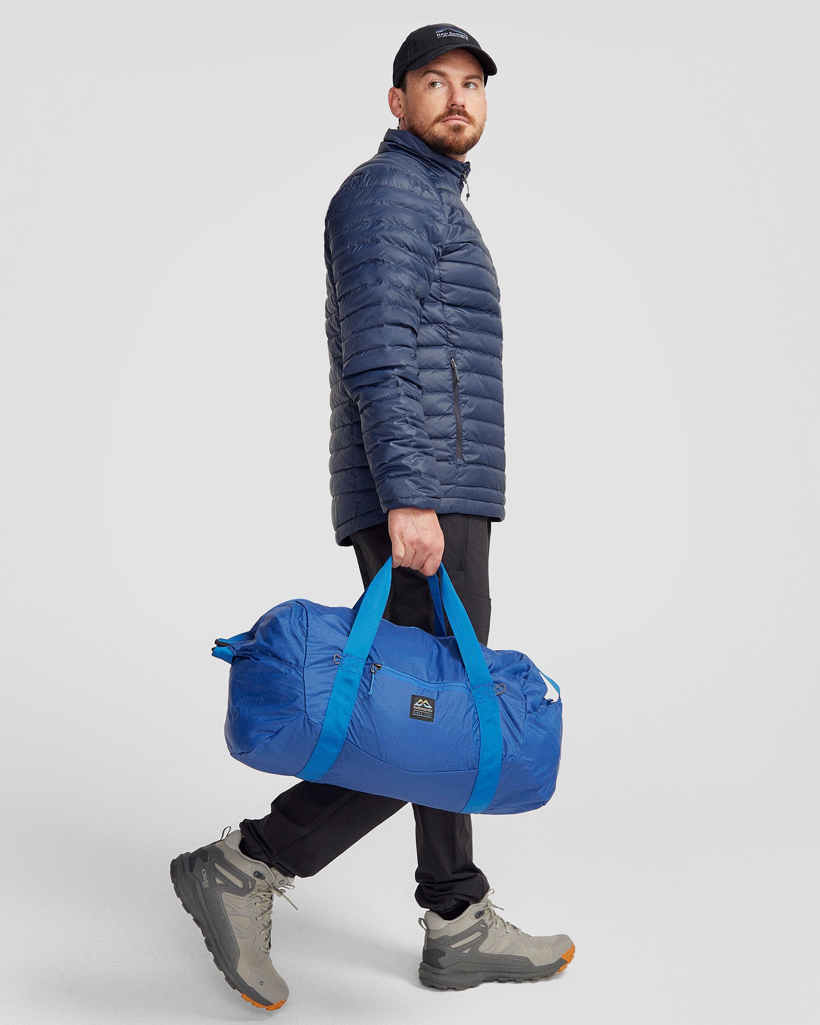 Pack&Go Duffel Bag - Lightweight & Durable Travel Duffel in Peak Blue - Perfect for Gym, Travel & Outdoor Adventures