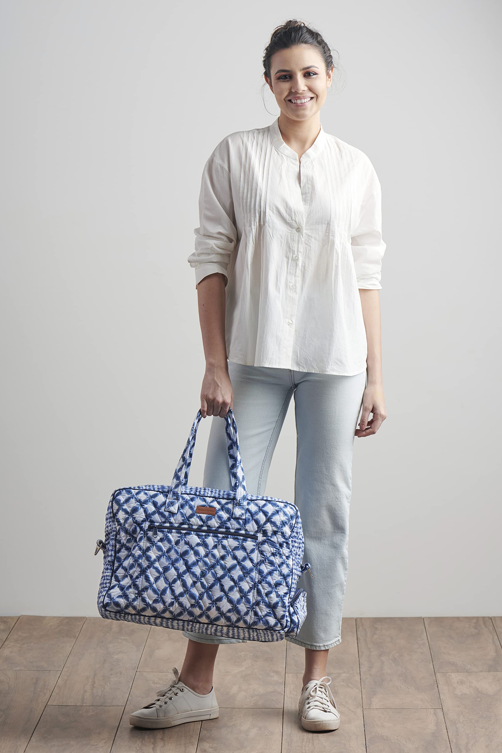 Hermine Weekend Bag - Cotton Quilted Duffel Overnight Luggage for Travel, Gym & Business | Perfect Gift for Men & Women | Great for Family Trips & Business Travel | Shibori Pattern | Durable & Stylish Weekender Bag for Workouts, Vacations & Commuting