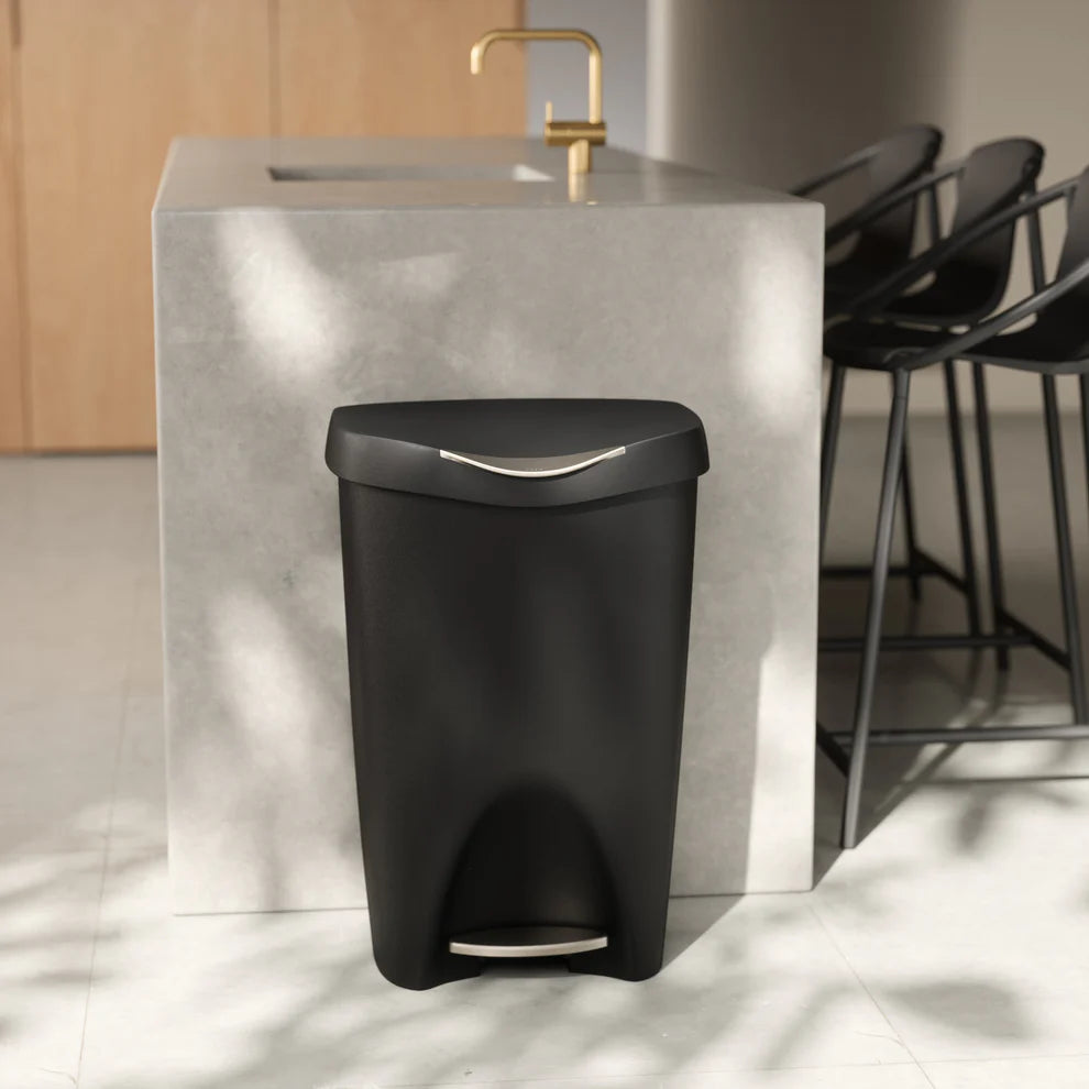 50L Step-On Trash Can with Brim - Hands-Free Foot Pedal Garbage Bin for Kitchen, Bathroom, Office & Outdoor Use