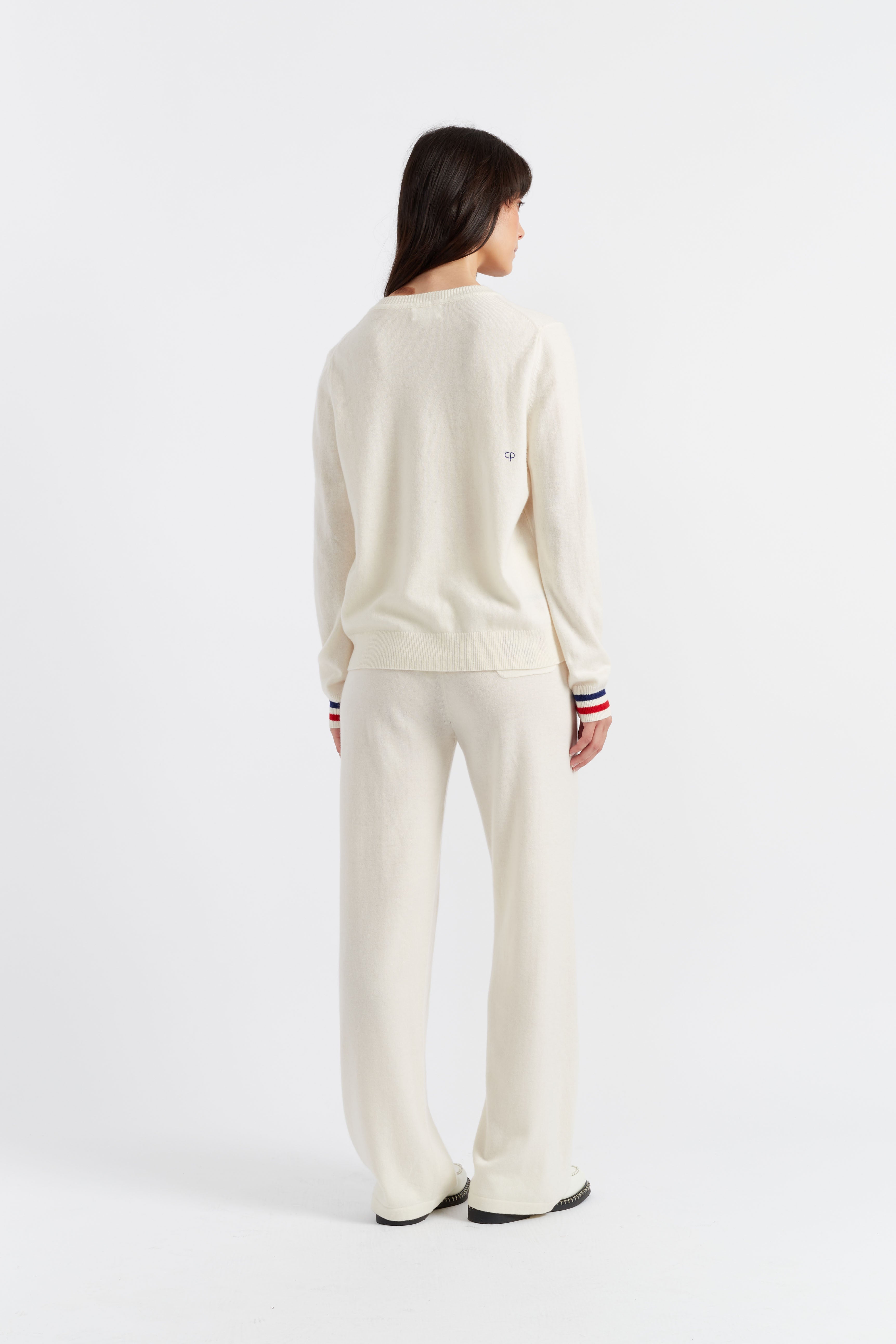 Soft Cream Wool Cashmere Snoopy Nautical Sweater for Women - Cozy Winter Pullover with Cute Snoopy Design - Perfect for Christmas Gifts & Casual Outings
